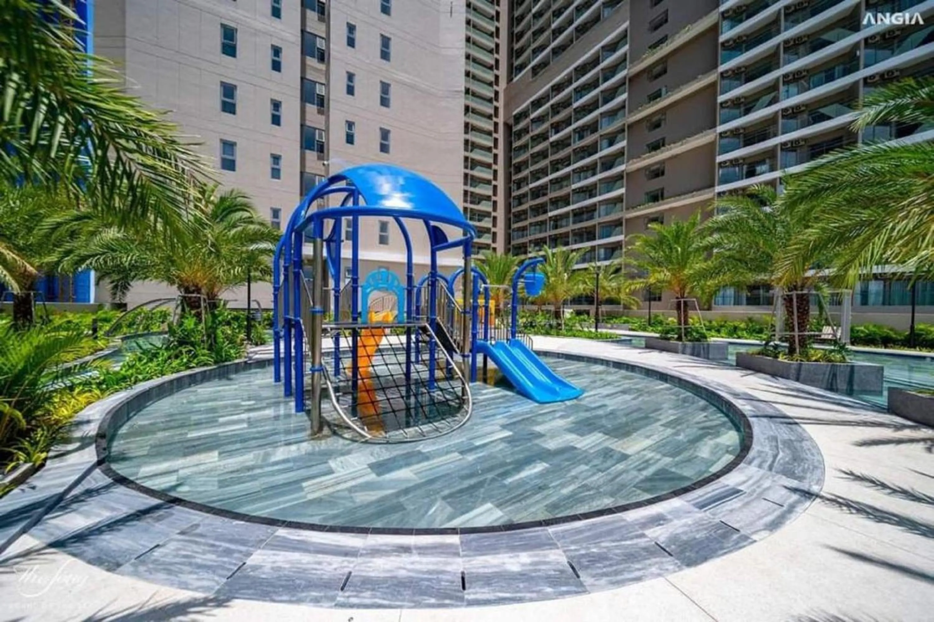Children play ground in MeoMeo Homestay - The Sóng Apartment