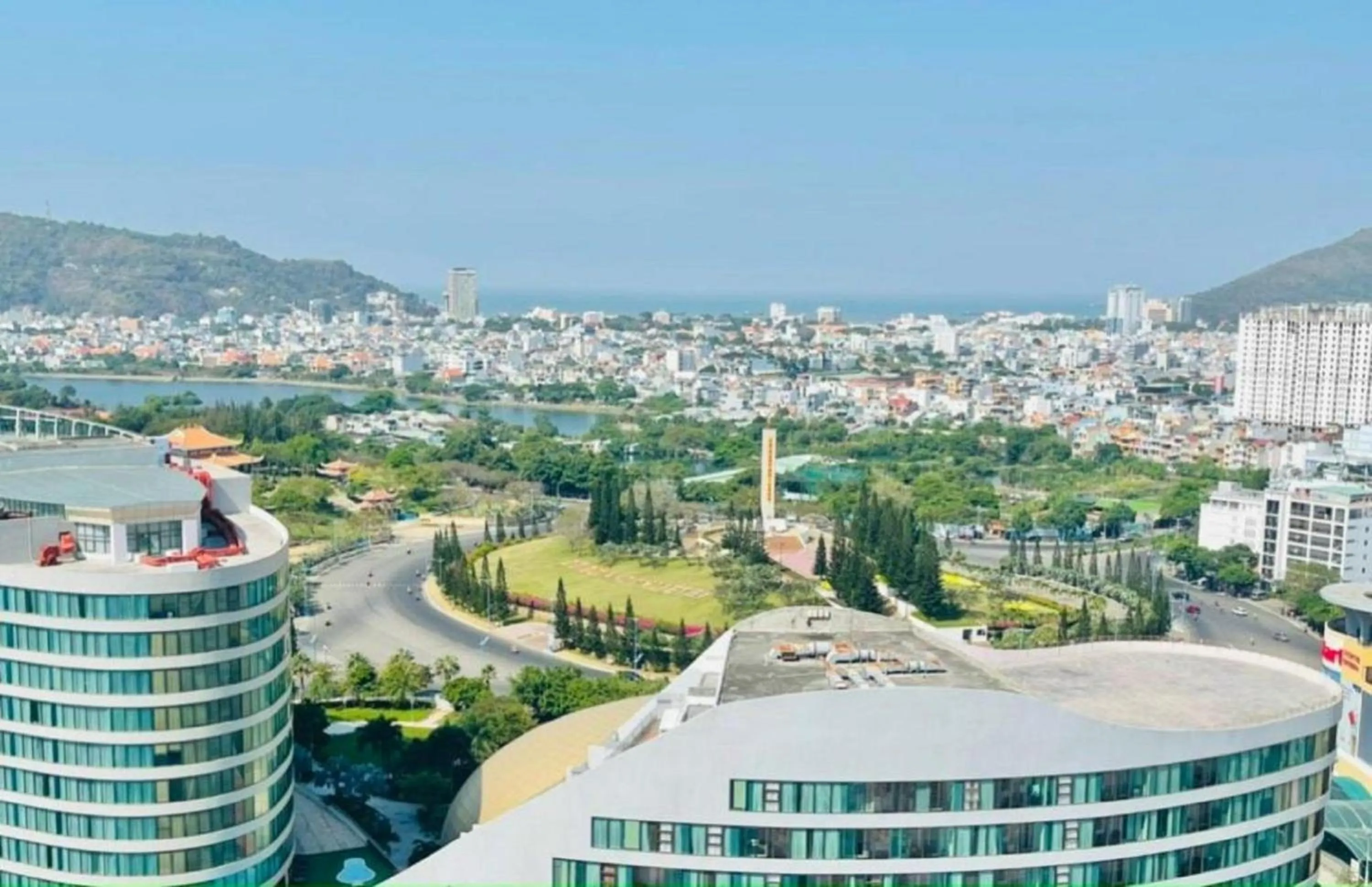 Nearby landmark in MeoMeo Homestay - The Sóng Apartment