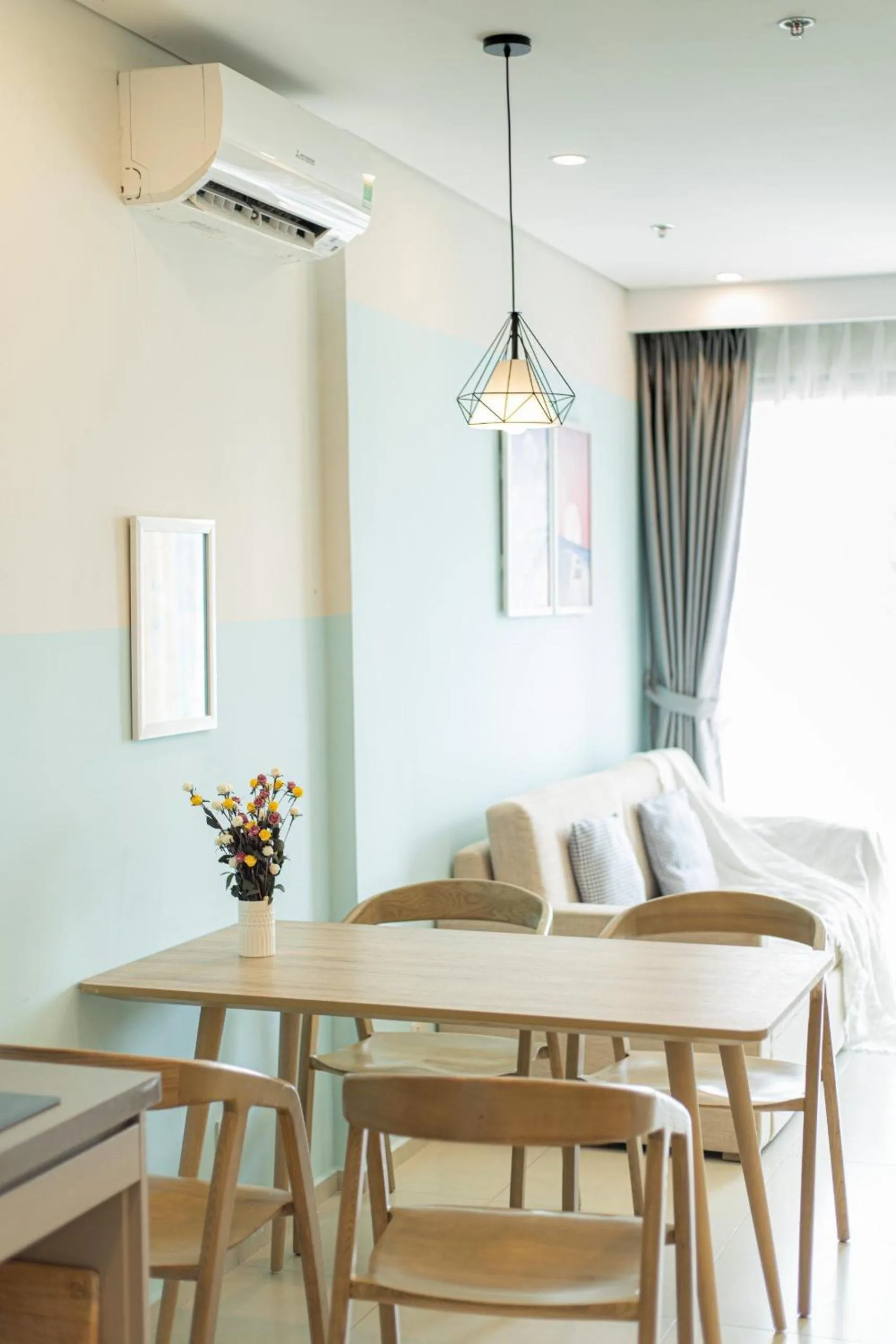 Living room in MeoMeo Homestay - The Sóng Apartment