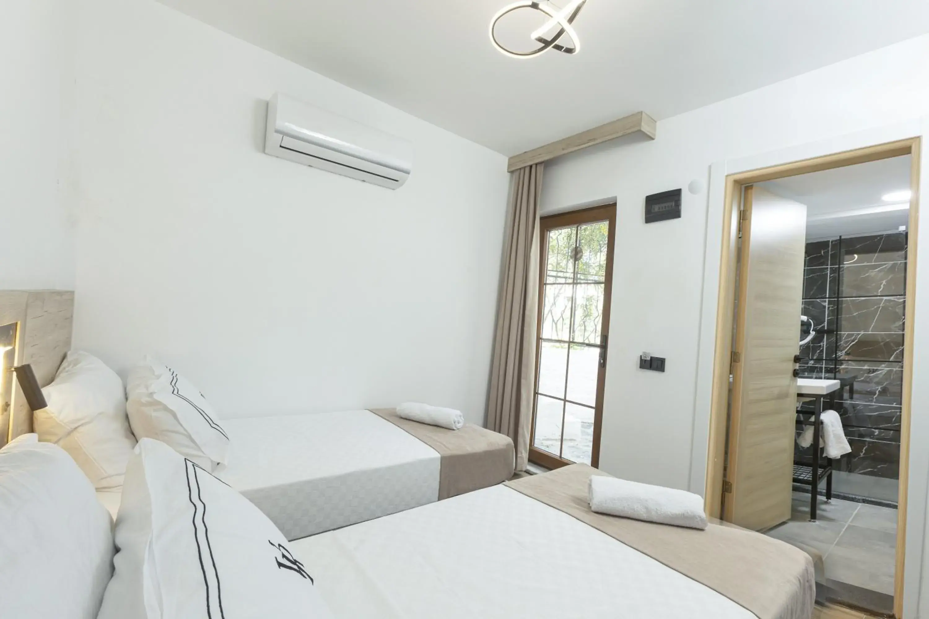 Economy Twin Room in Bodrum Vera Hotel Economy Twin Room in Bodrum Vera Hotel