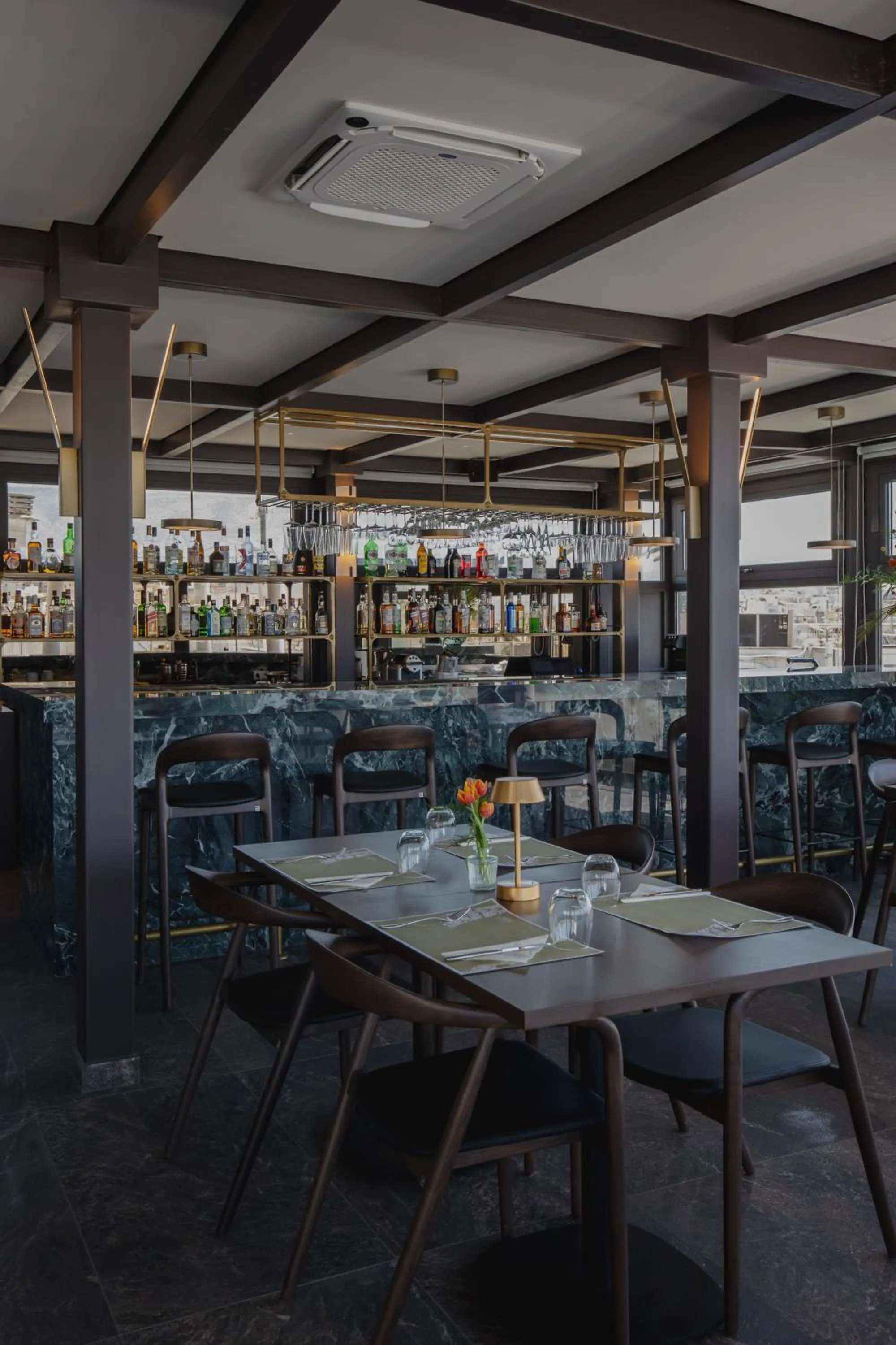 Restaurant/places to eat in Hera Hotel