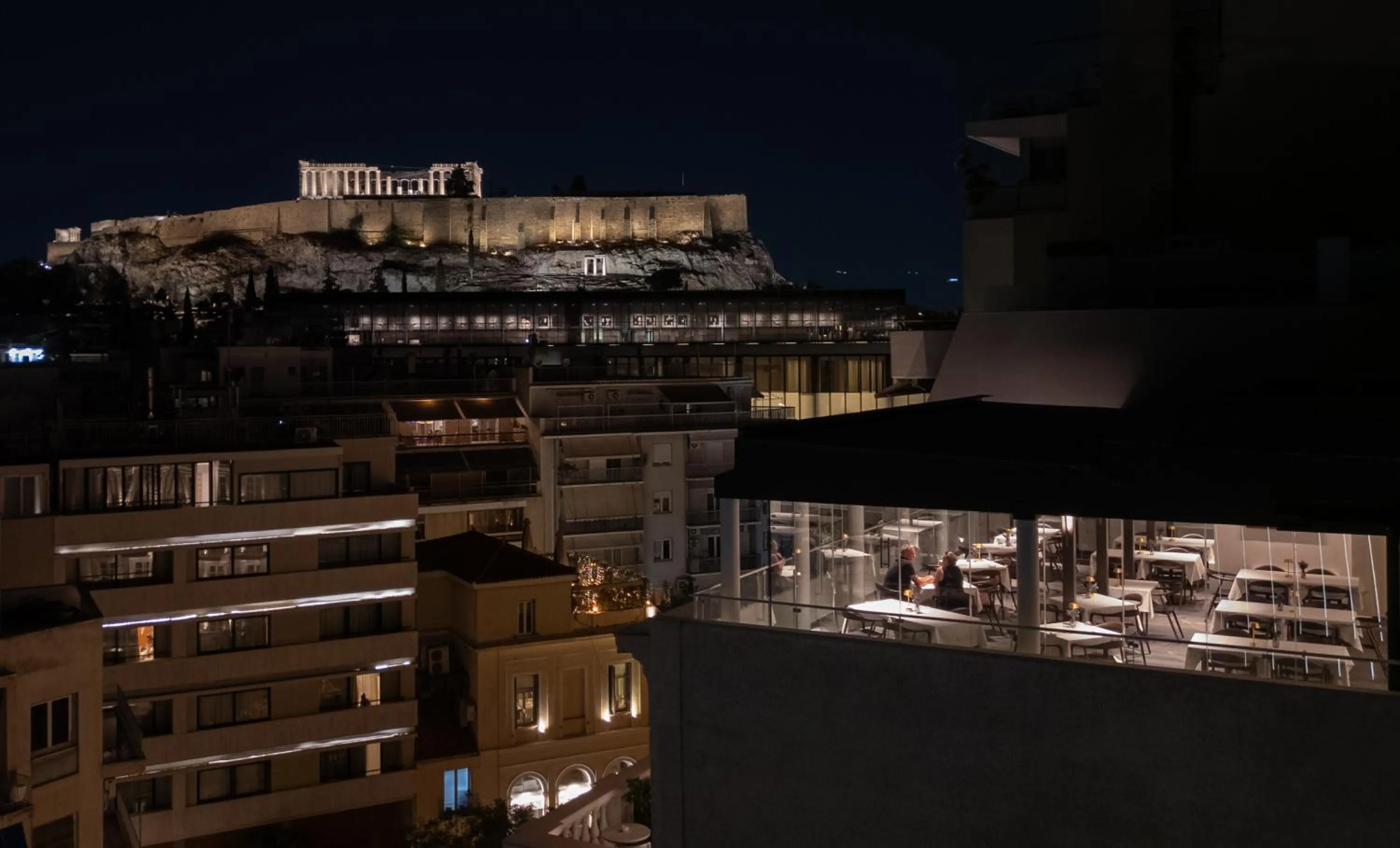 Restaurant/places to eat in Hera Hotel