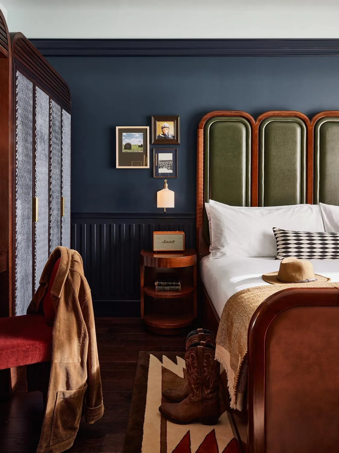 Bed in The Manchester Hotel