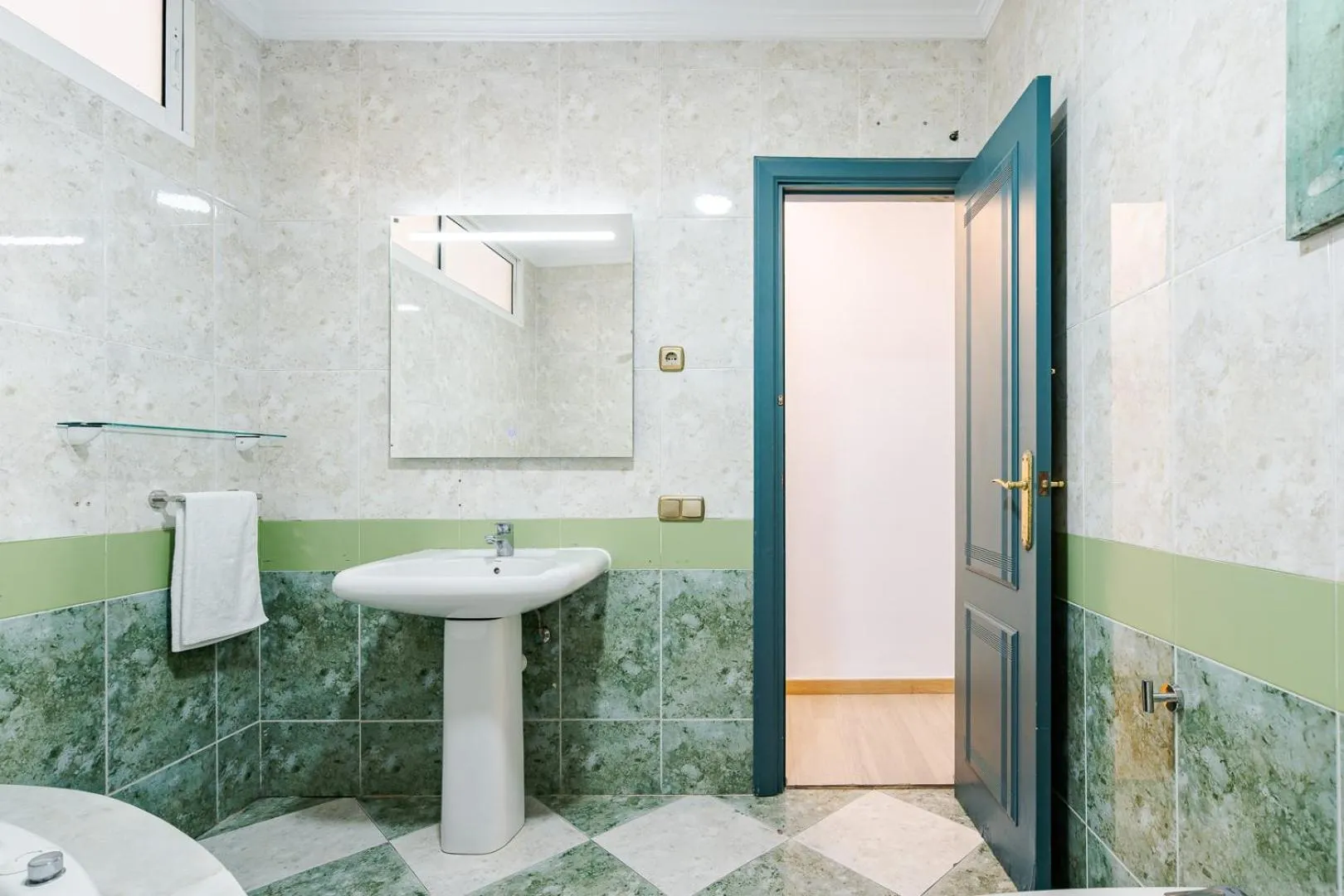 Bathroom in Hotel Agur