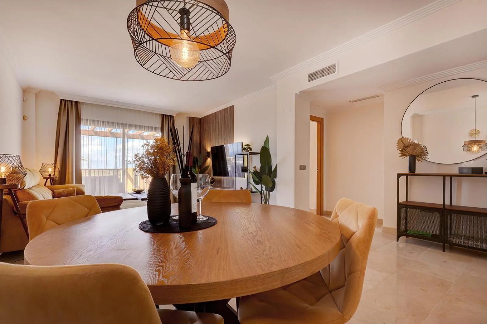 Dinner in Quartiers Marbella Golden Penthouse