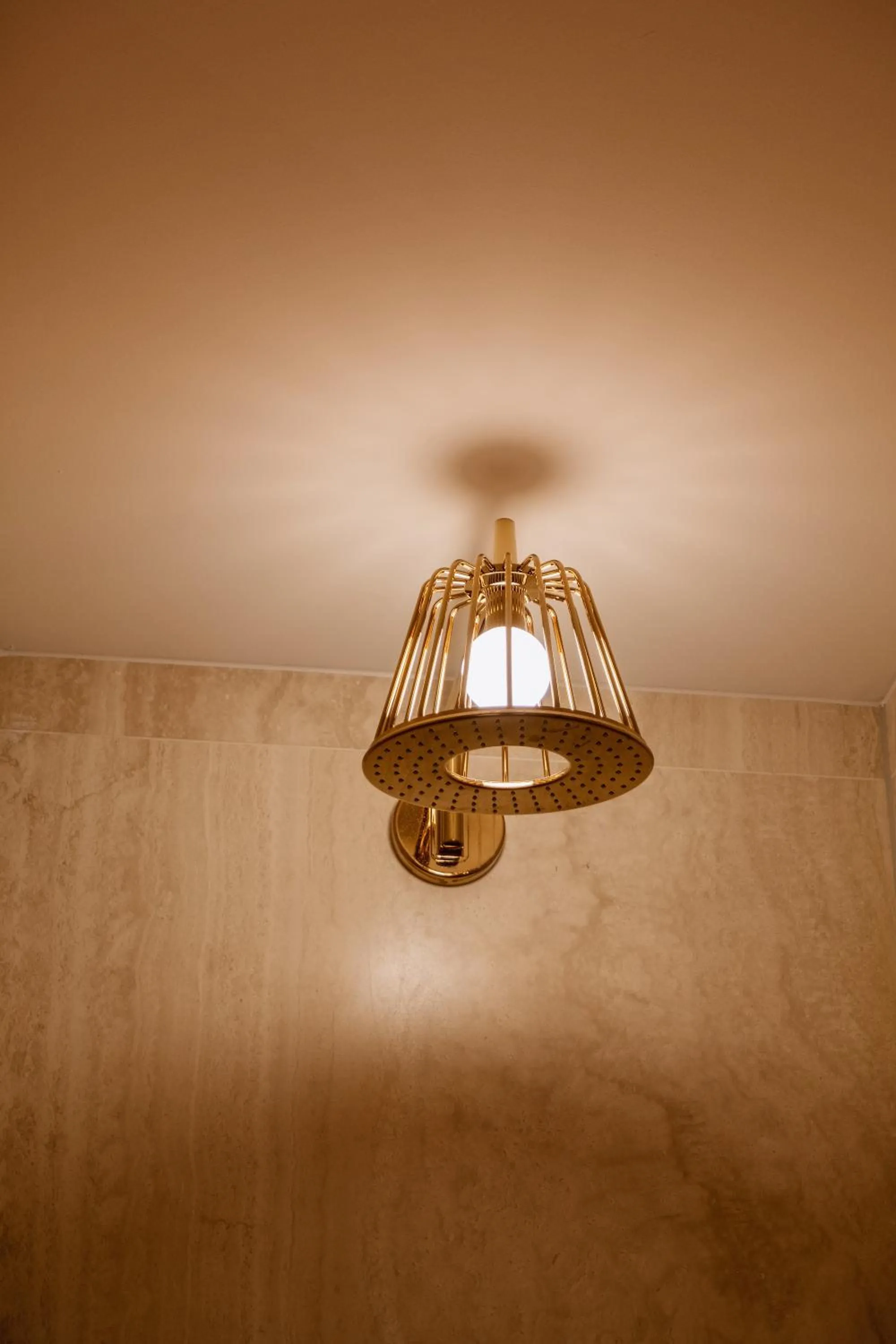 Shower in Van der Valk Hotel Eindhoven-Best