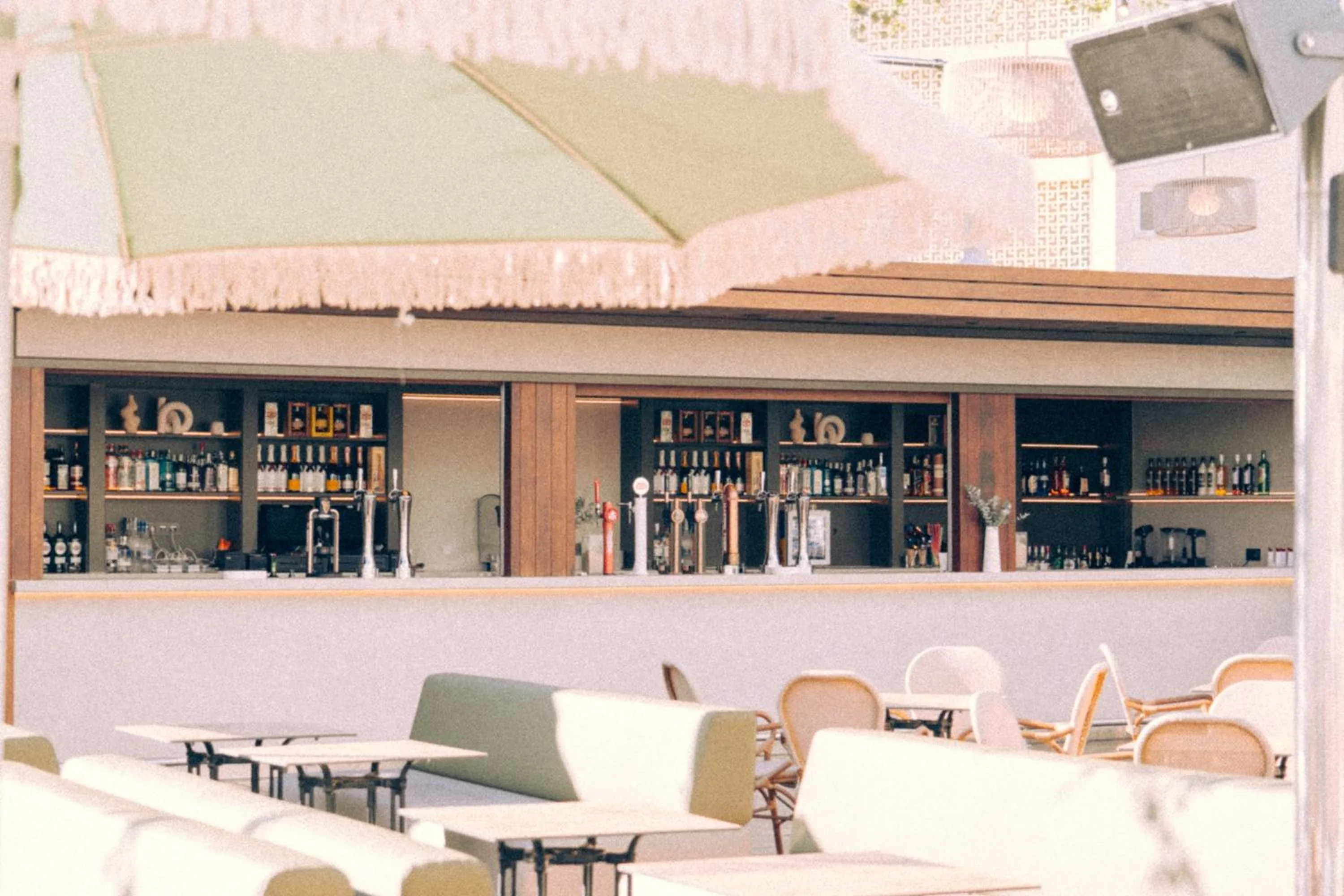 Lounge or bar in Marina Resort Benidorm - The Original Benidorm Vibe