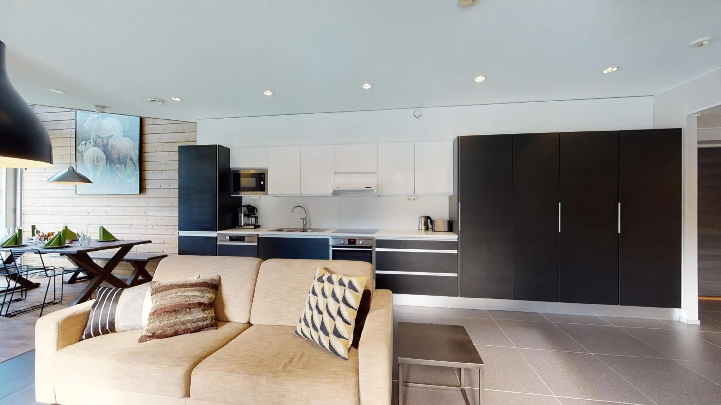 Seating area in Sandy Kelt - Irish House Apartments