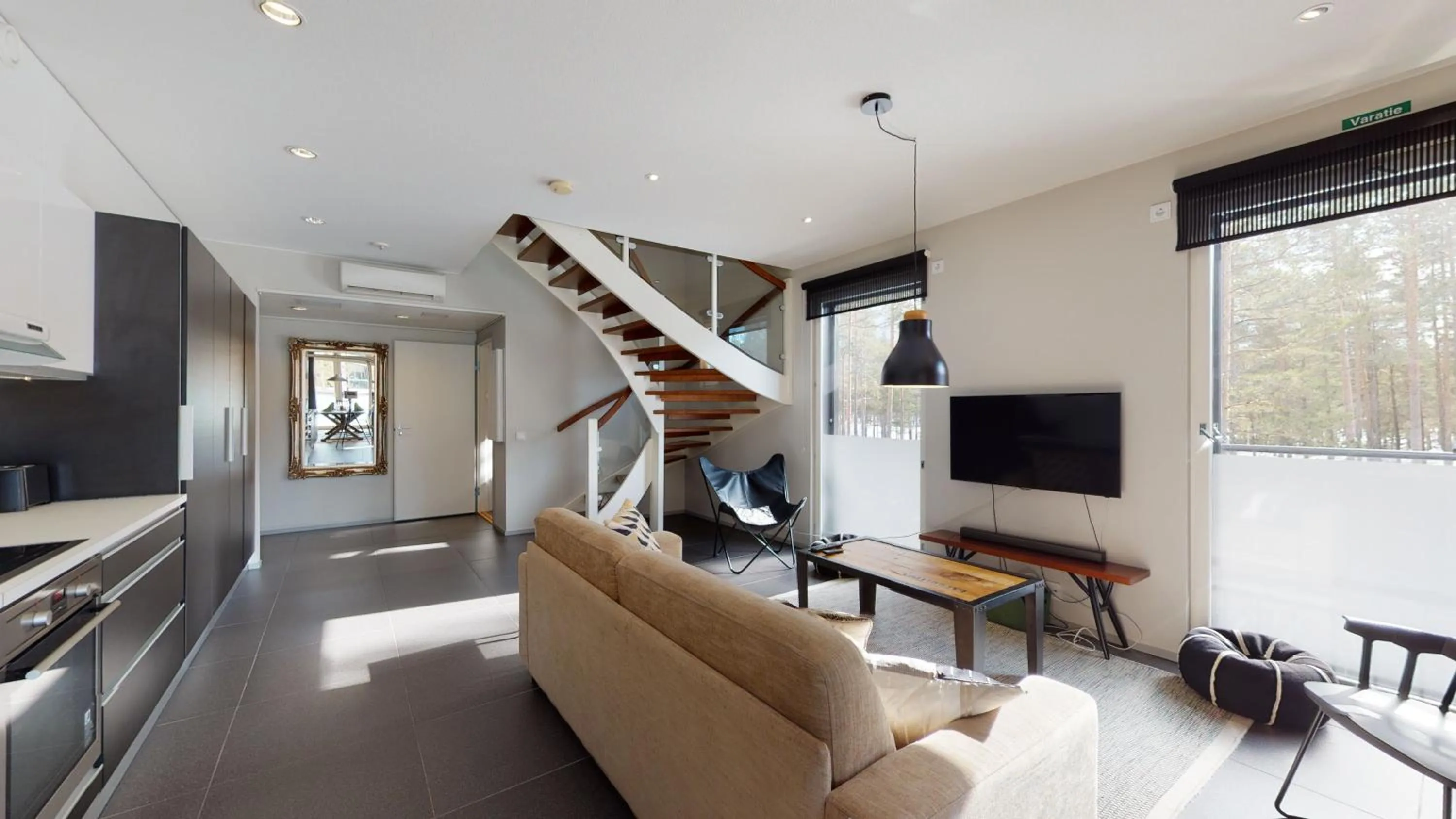 Living room in Sandy Kelt - Irish House Apartments