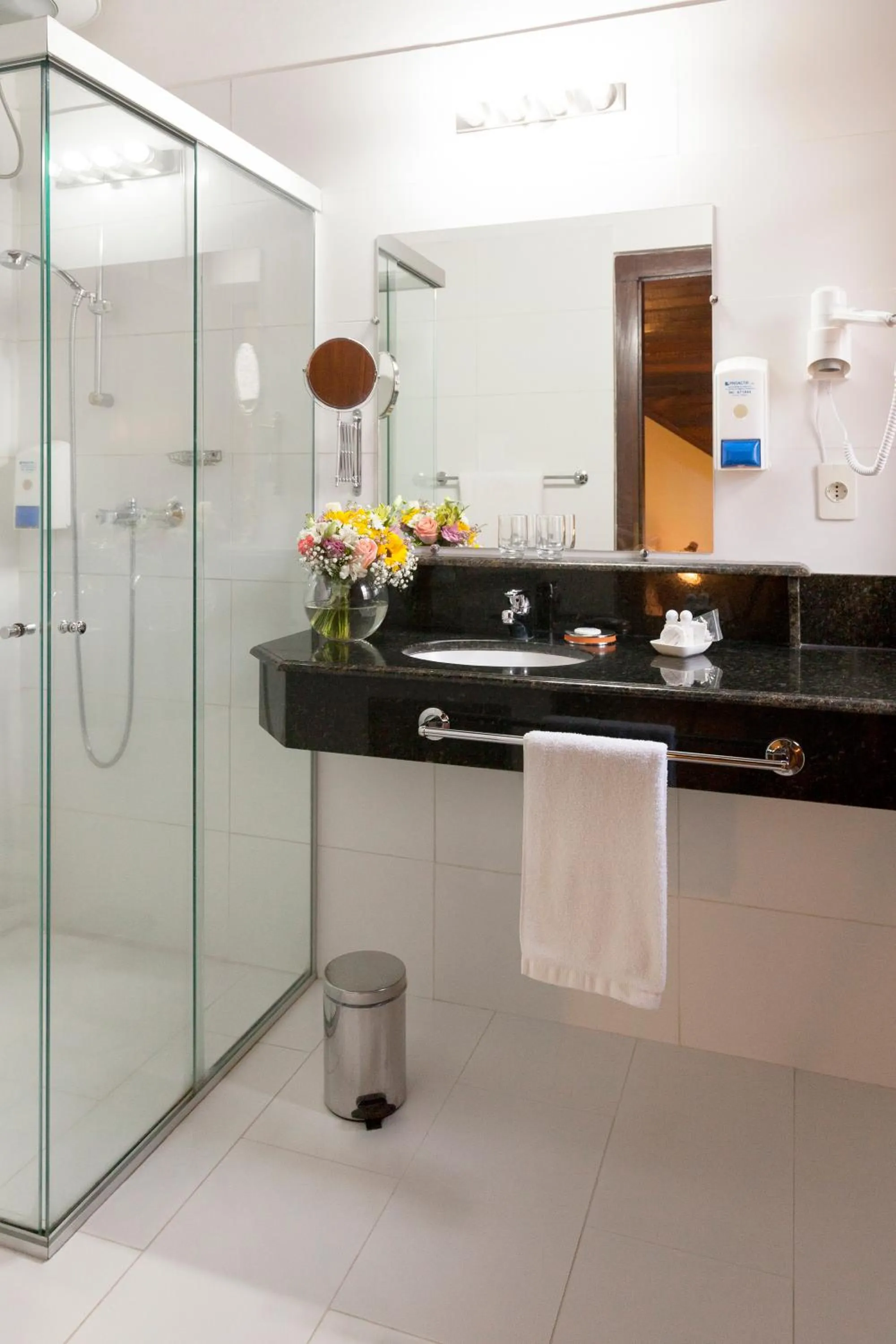 Shower in Hotel Westfalenhaus