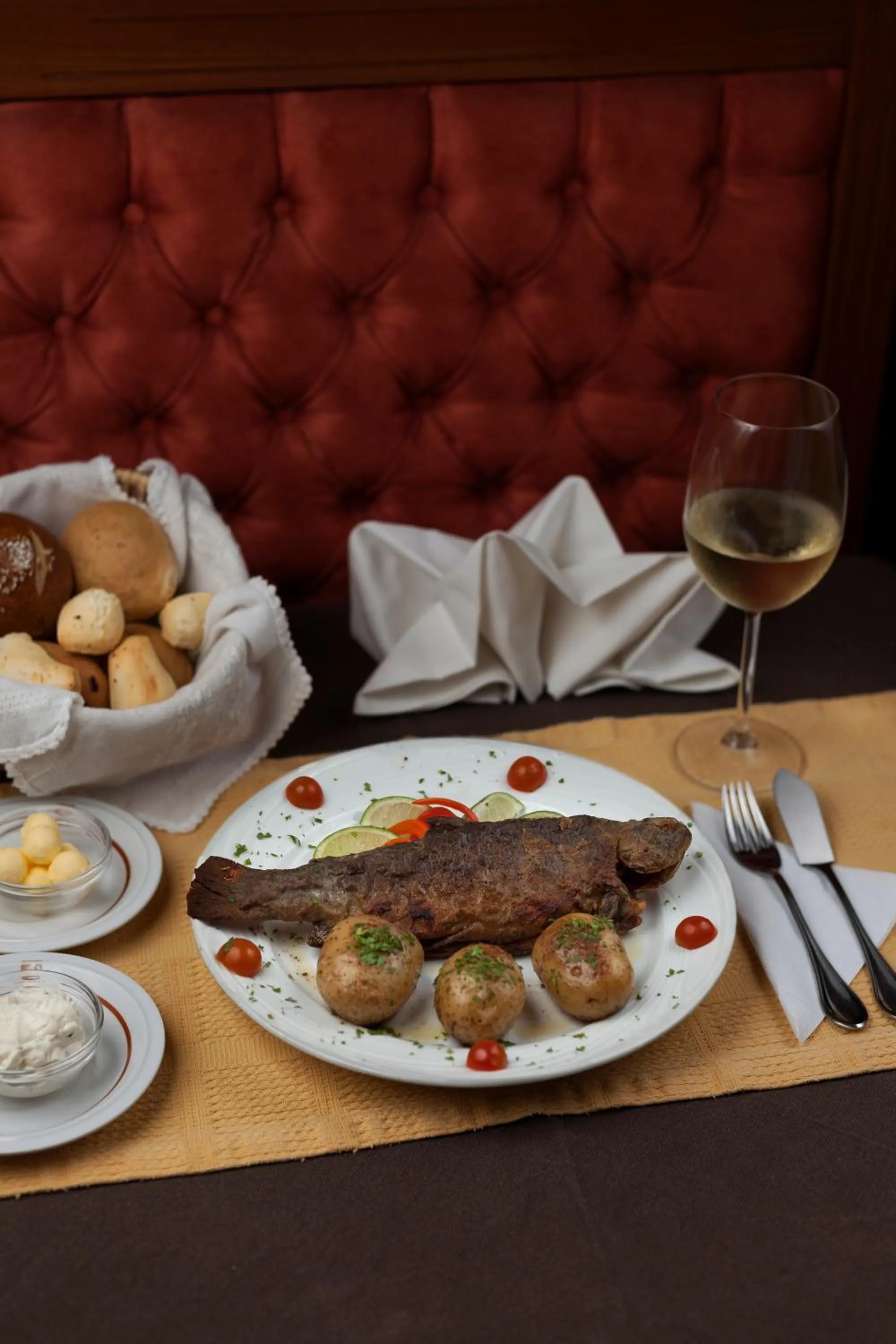 Restaurant/places to eat in Hotel Westfalenhaus