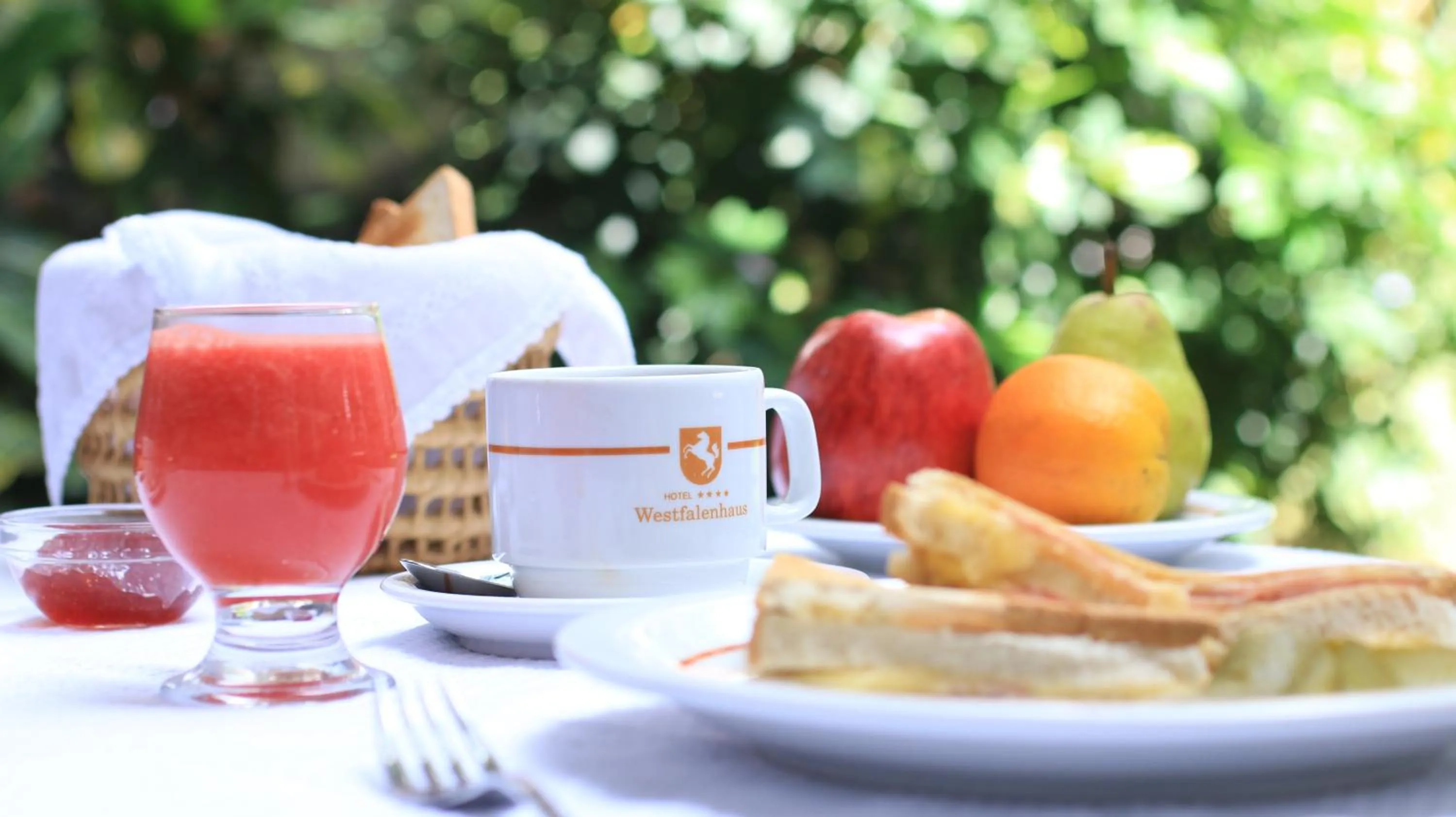 Breakfast in Hotel Westfalenhaus