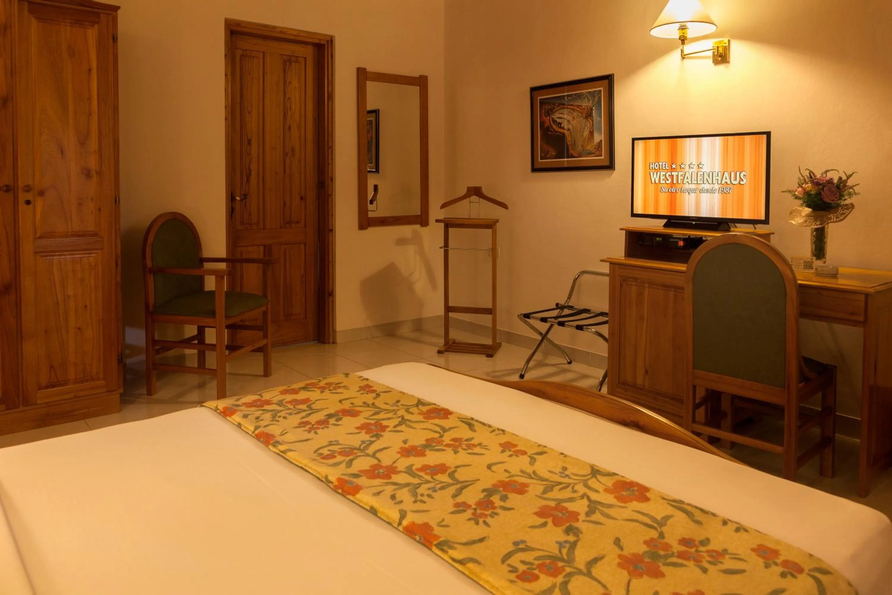 Bedroom, Bed in Hotel Westfalenhaus