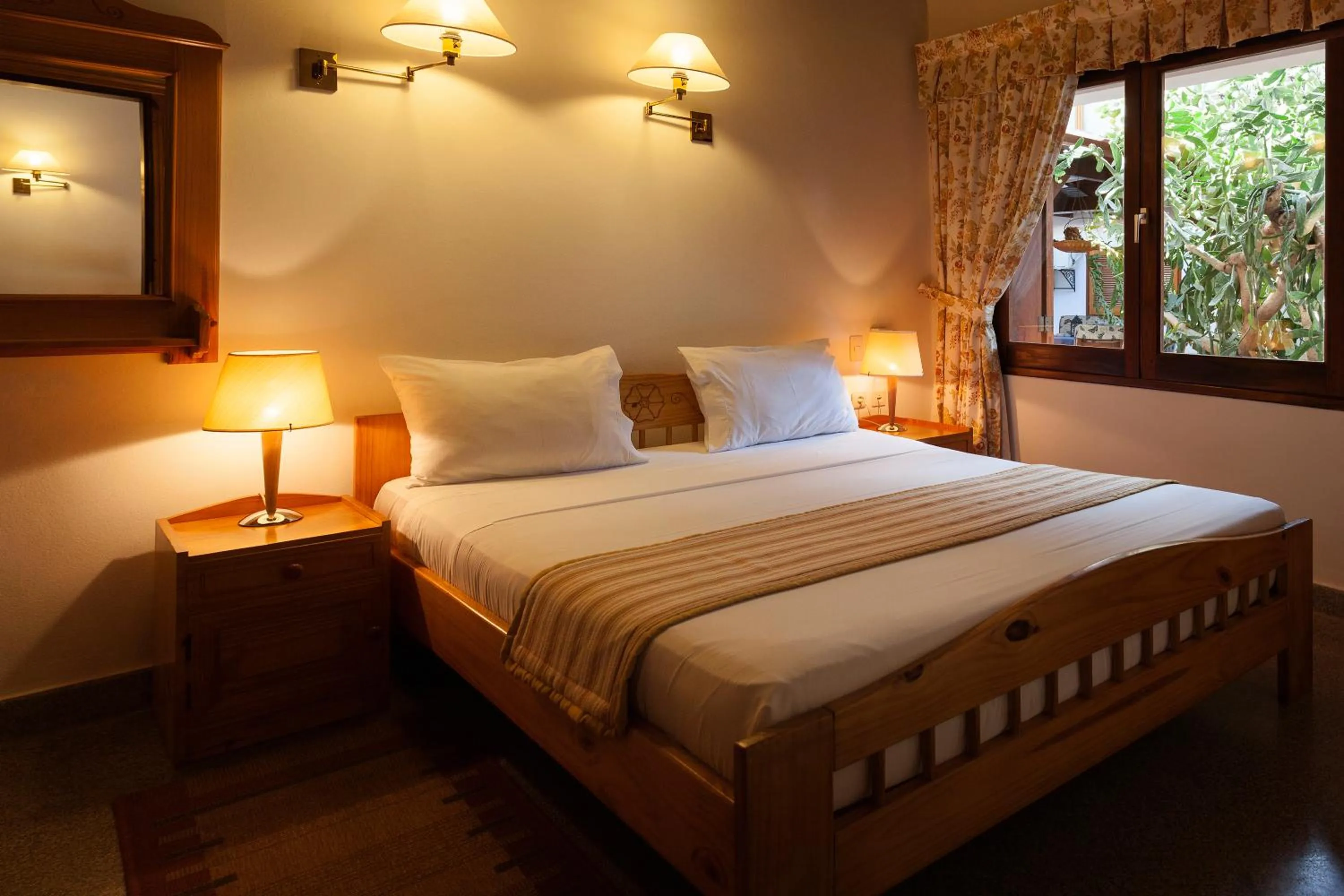 Bedroom, Bed in Hotel Westfalenhaus