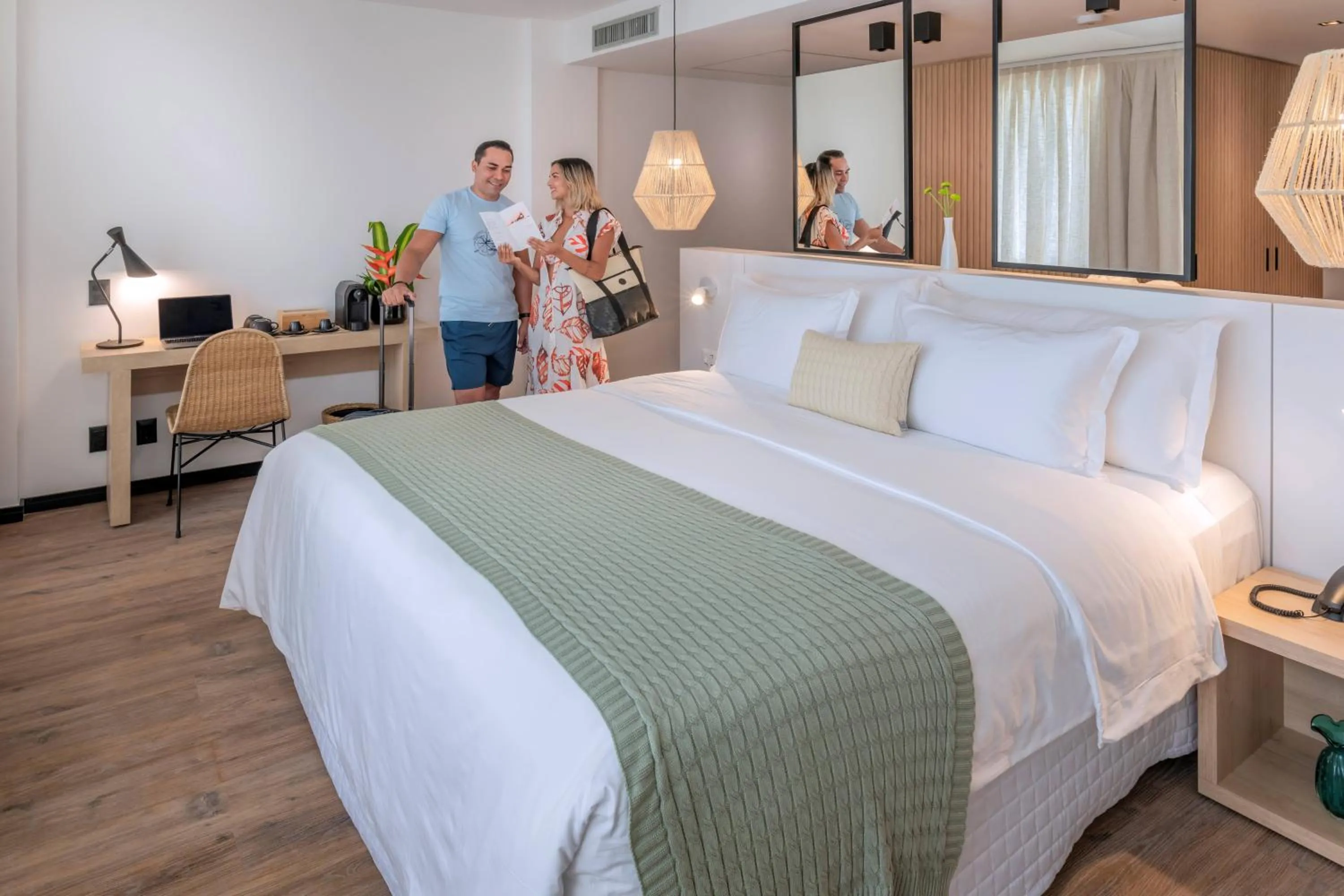 Bedroom, Bed in SERHS Experience Suítes