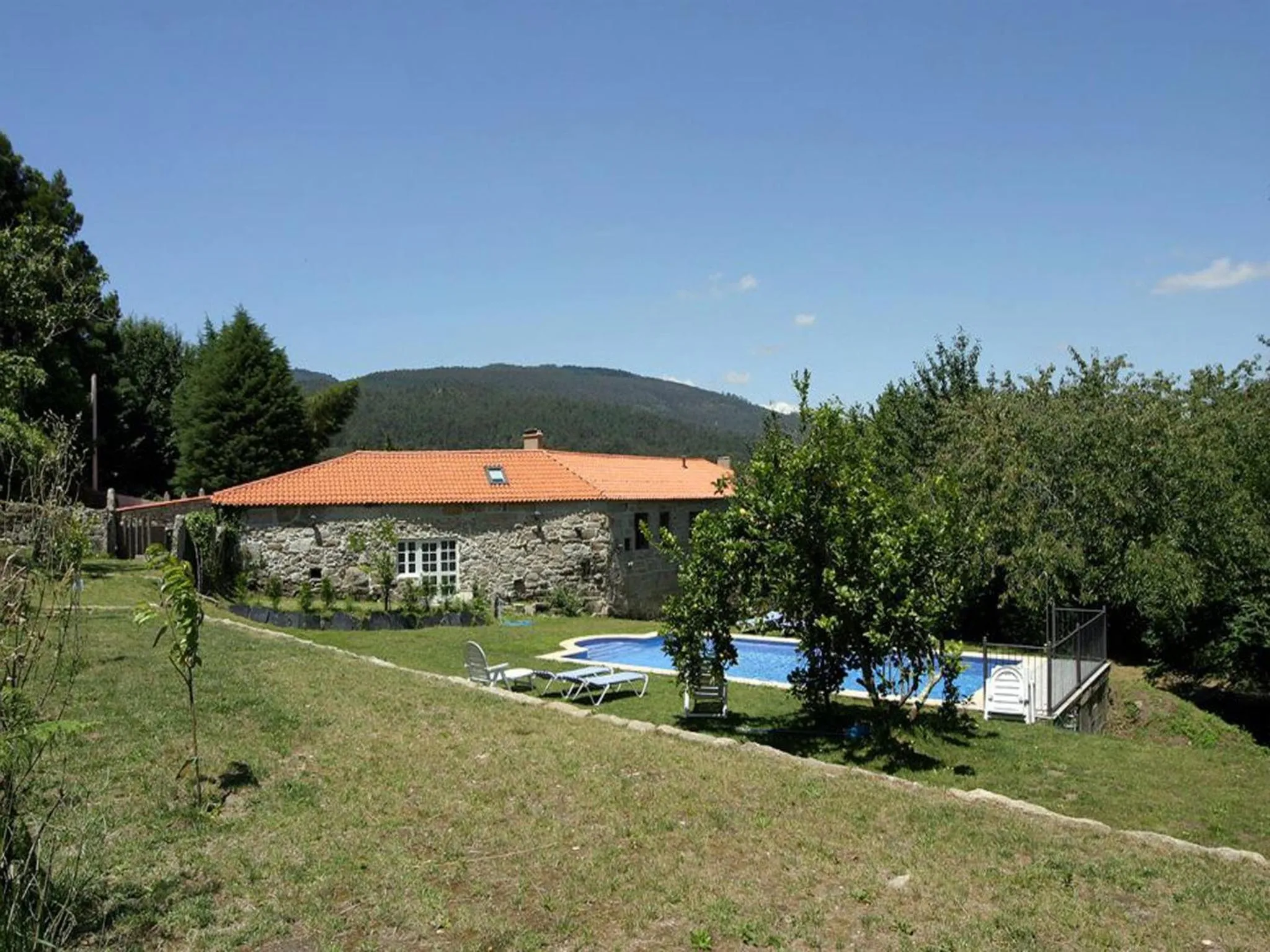 Facade/entrance in Pazo Larache
