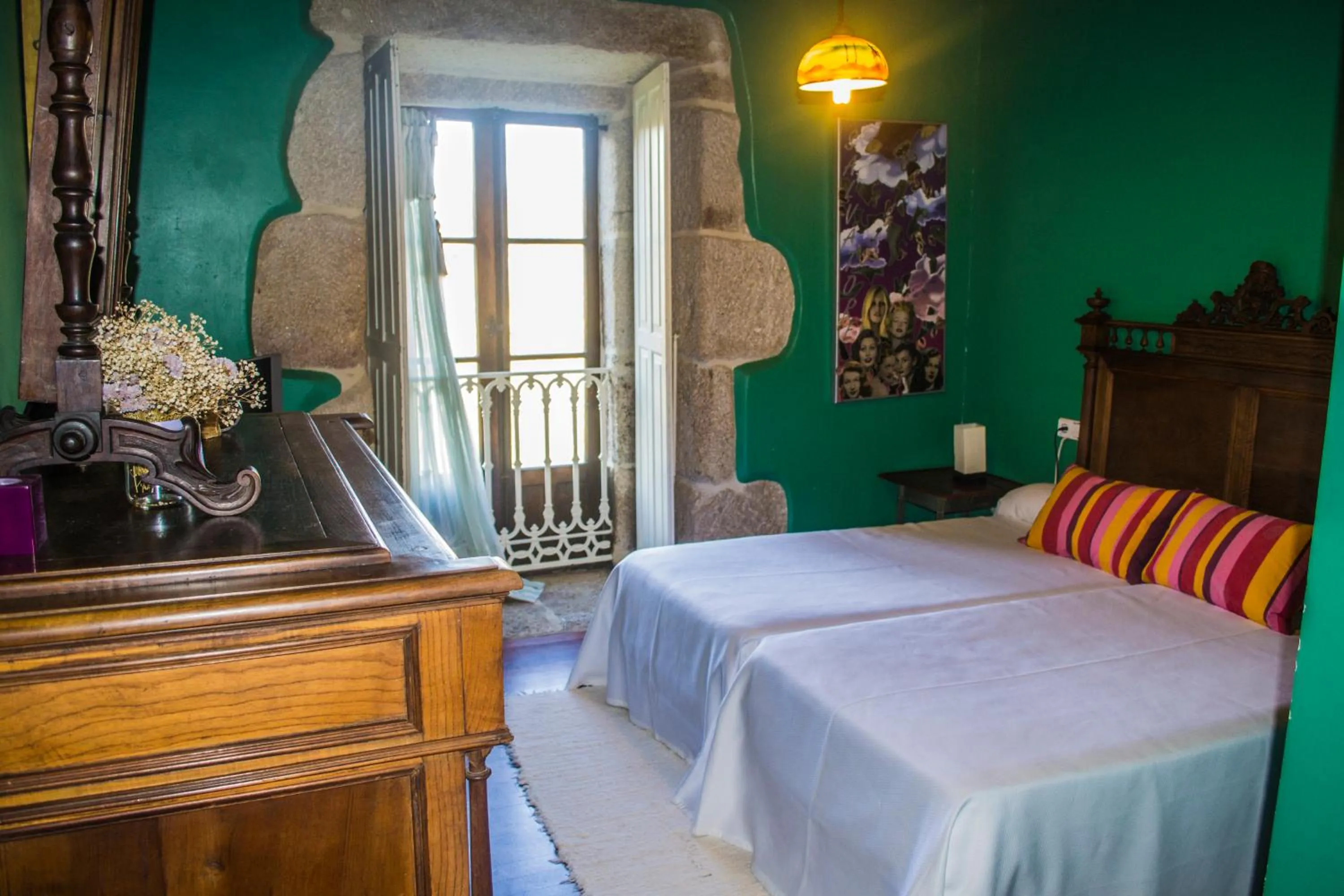 Photo of the whole room, Bed in Pazo Larache