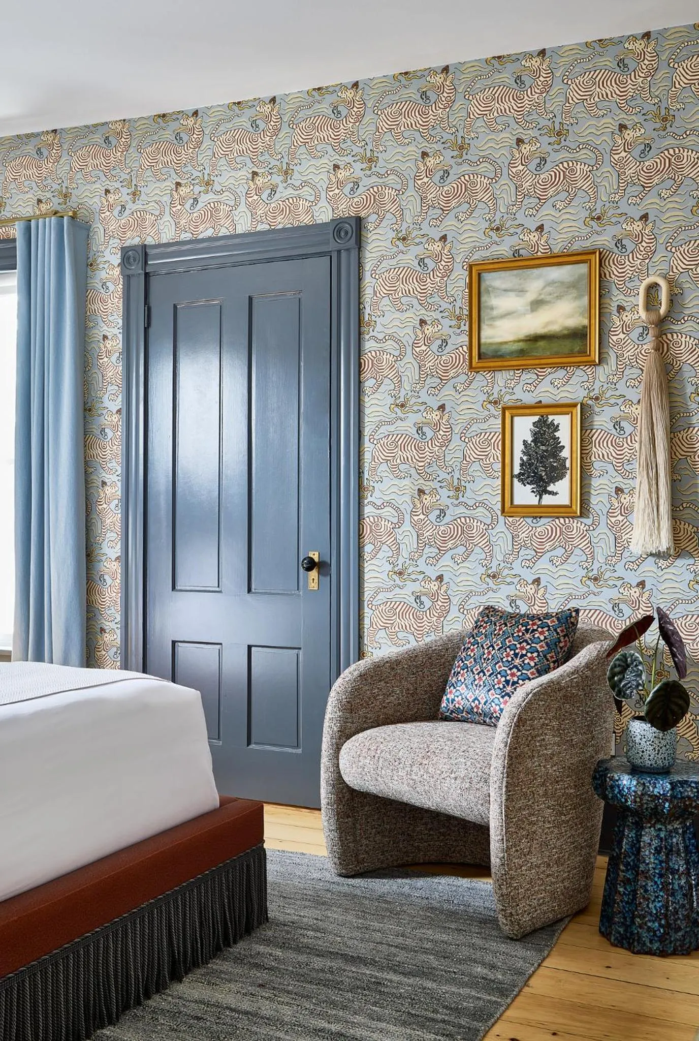 Seating area, Bed in The Coco, The Edgartown Collection