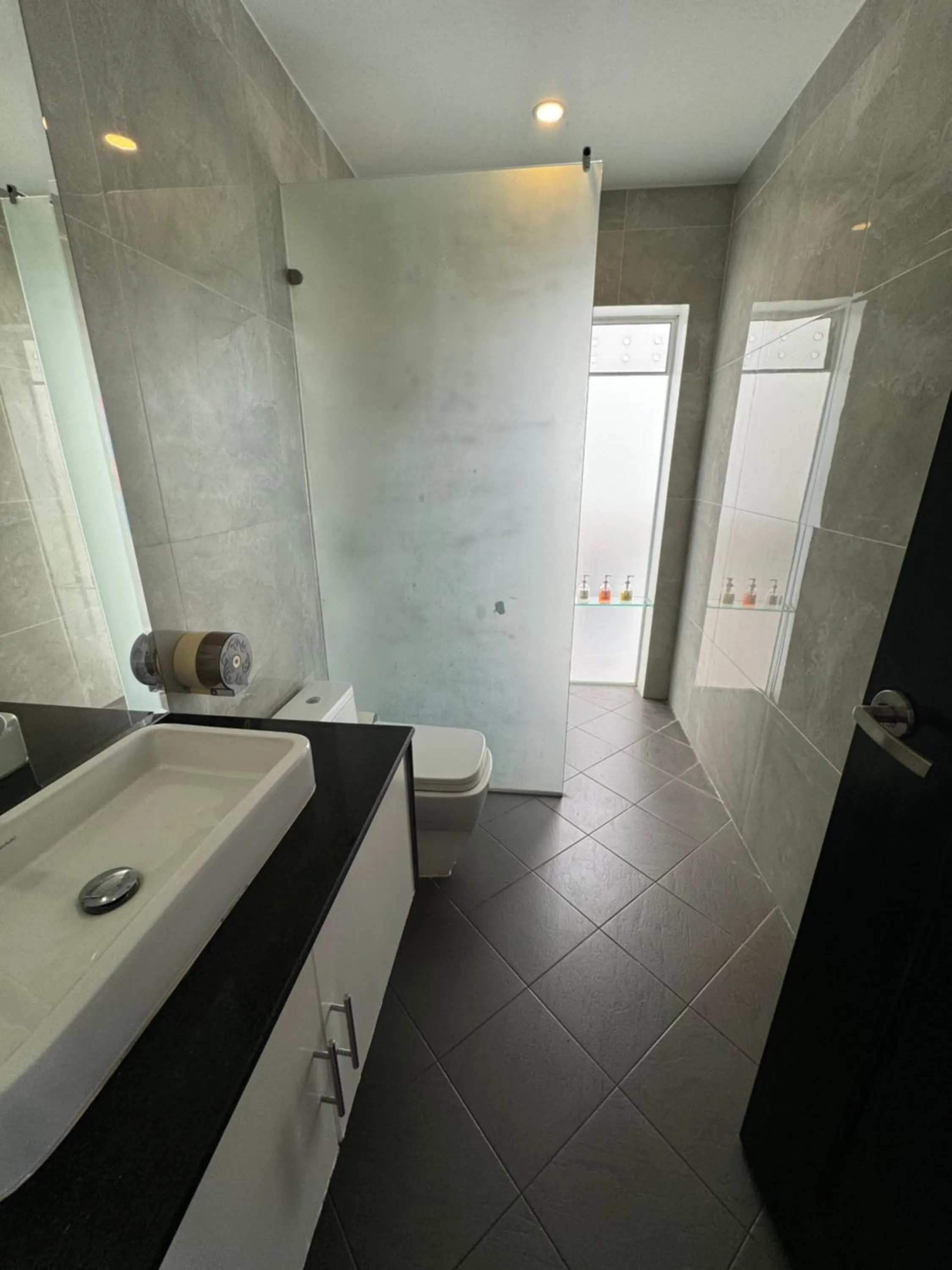 Bathroom in Flex Urban Family Villa Hotel