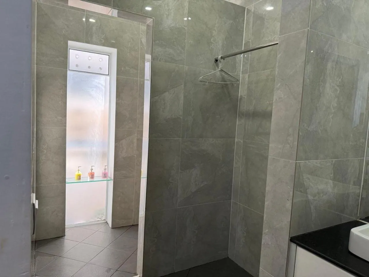 Shower in Flex Urban Family Villa Hotel