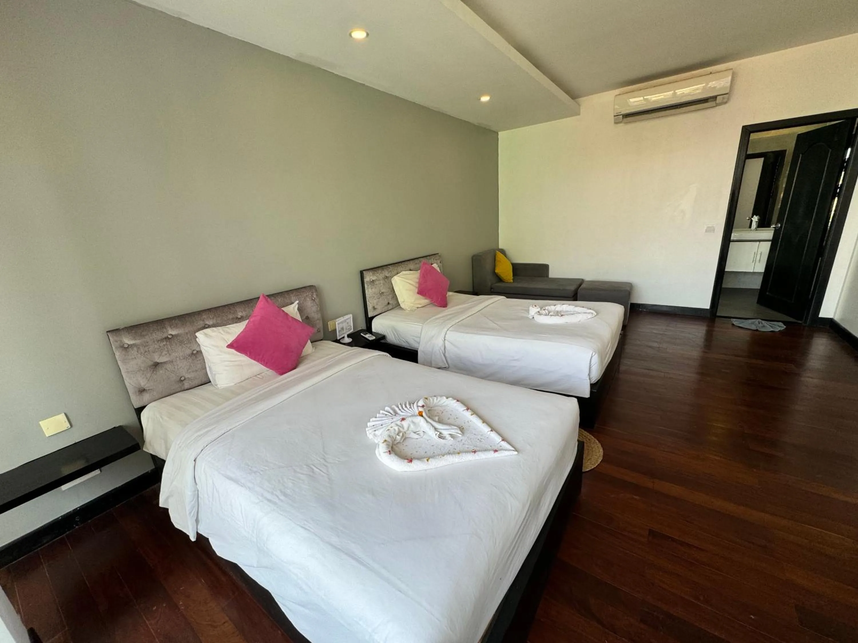 Bed in Flex Urban Family Villa Hotel