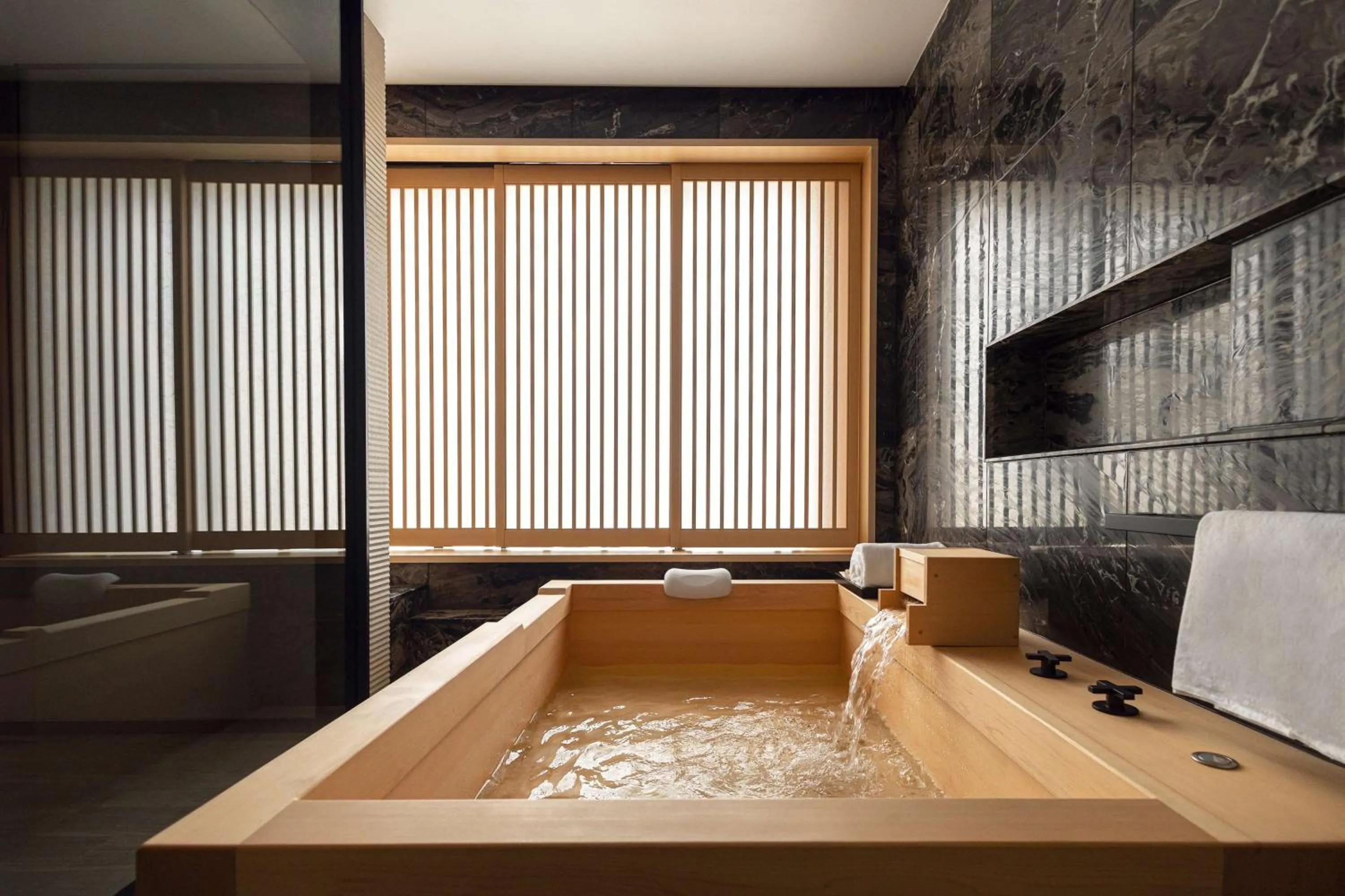 Hot Tub in Dusit Thani Kyoto