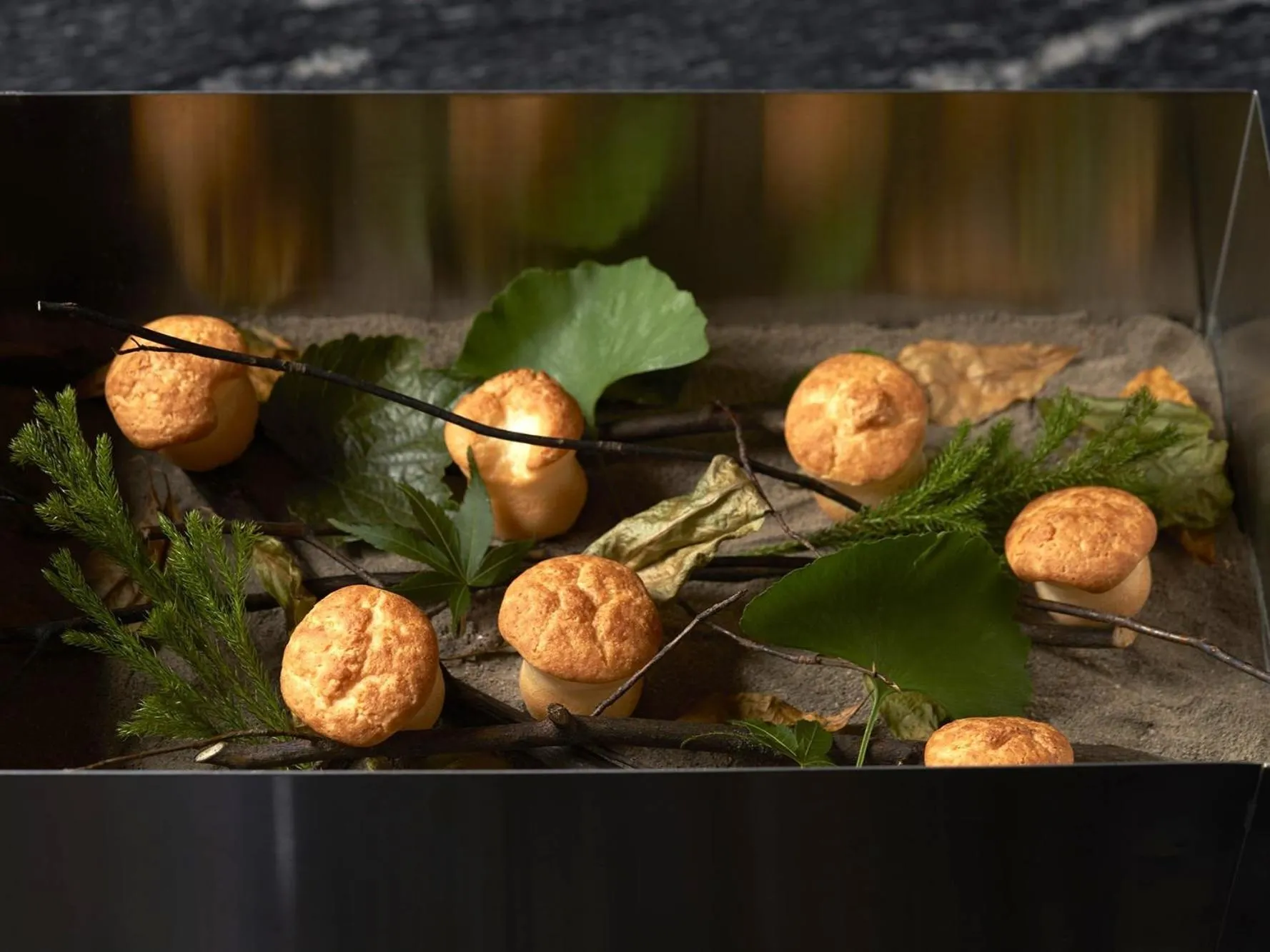 Restaurant/places to eat in Dusit Thani Kyoto