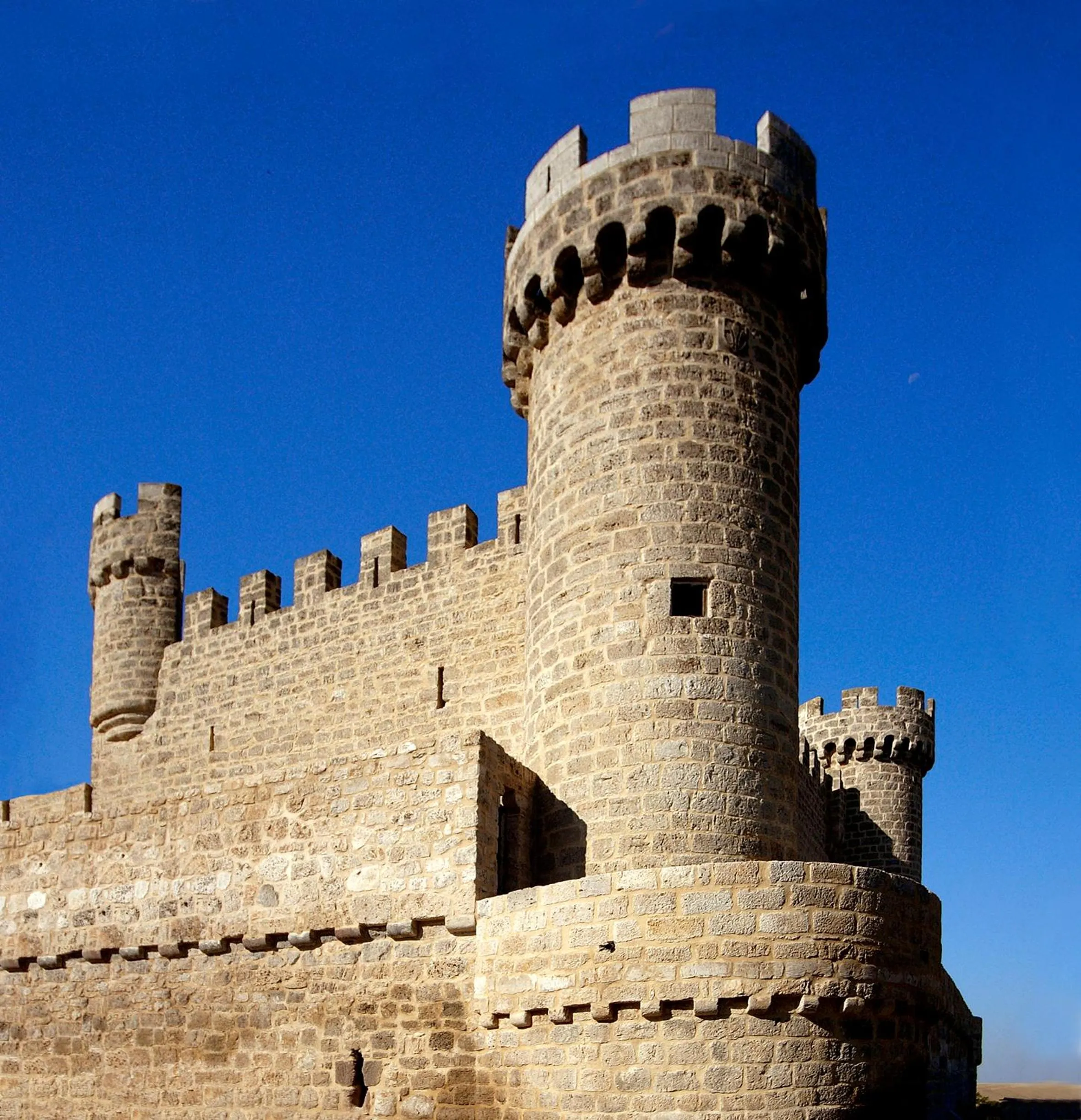 Facade/entrance in Señorio de Olmillos