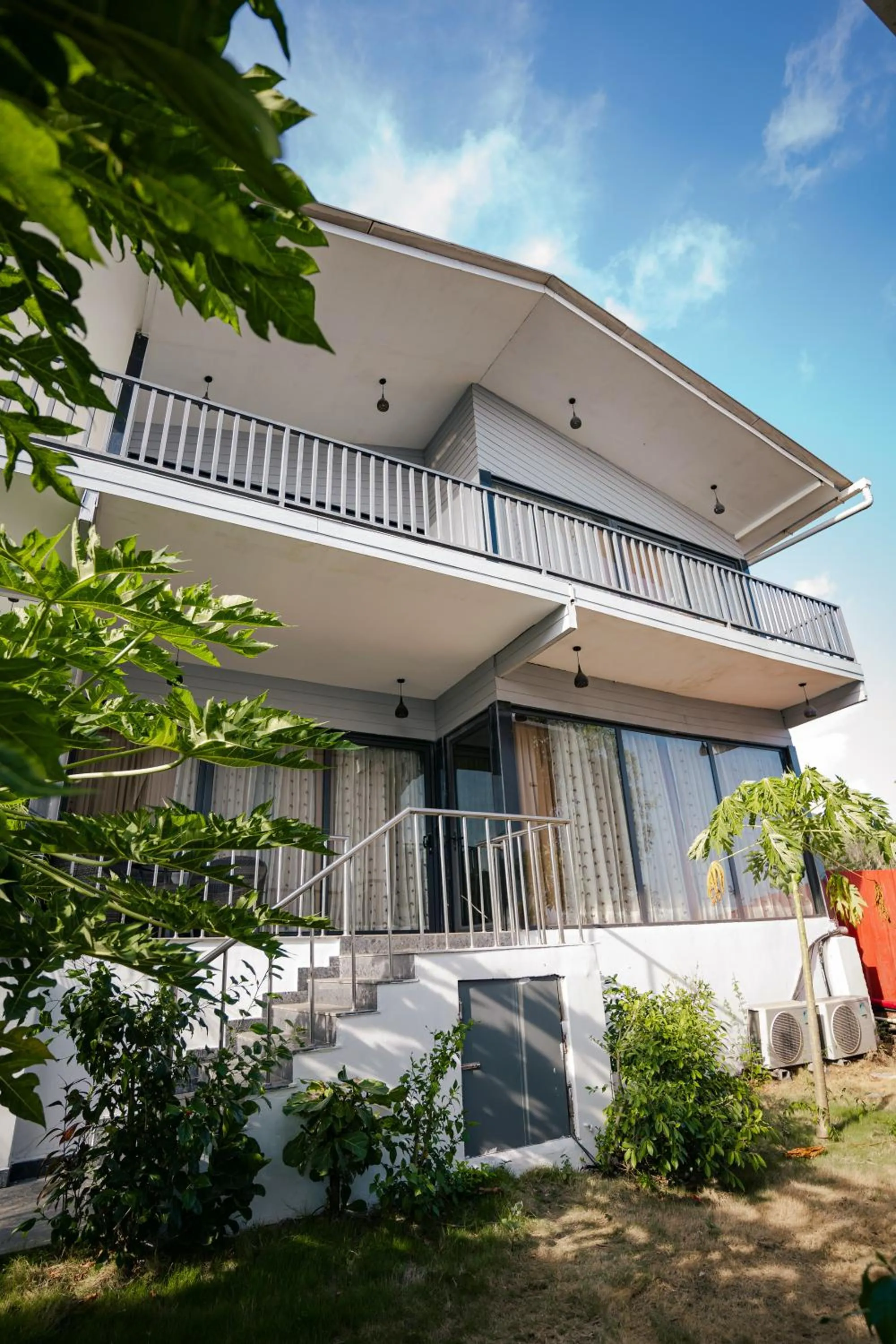 room service in Dallas Beach Resorts Ashvem Beach