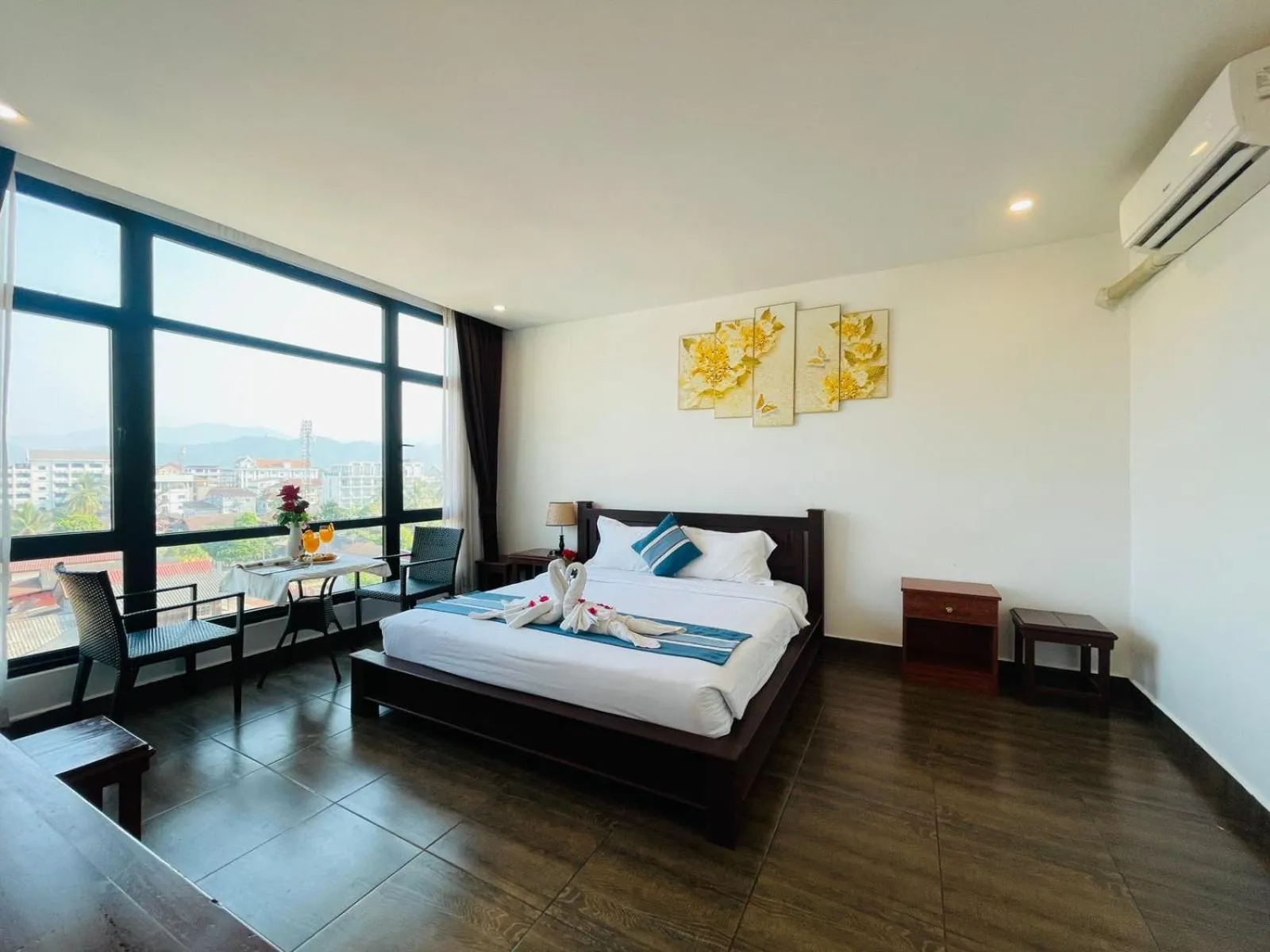 Bed in VANG VIENG TOPVIEW HOTEL