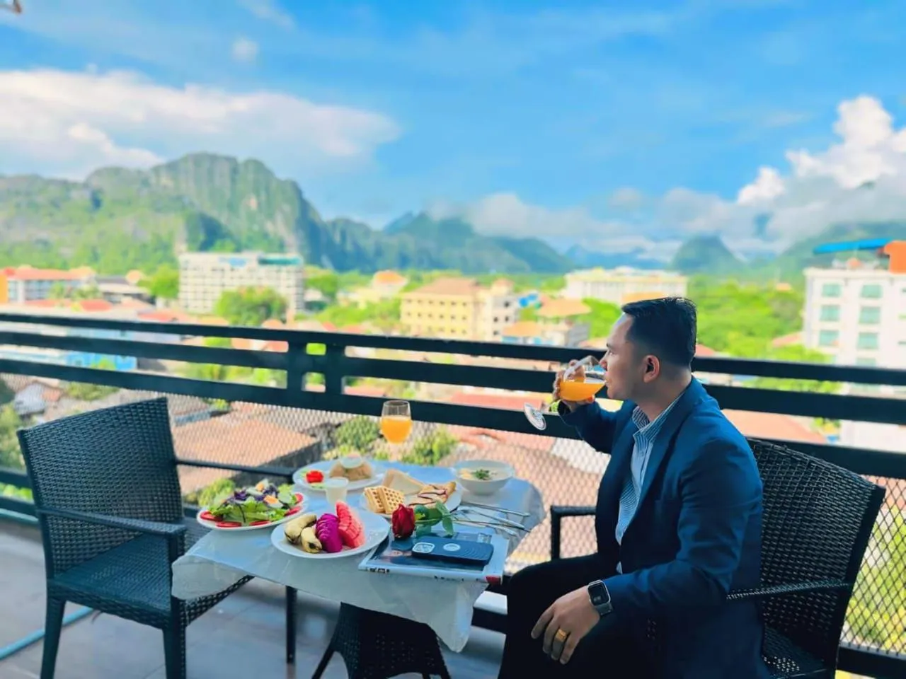 VANG VIENG TOPVIEW HOTEL