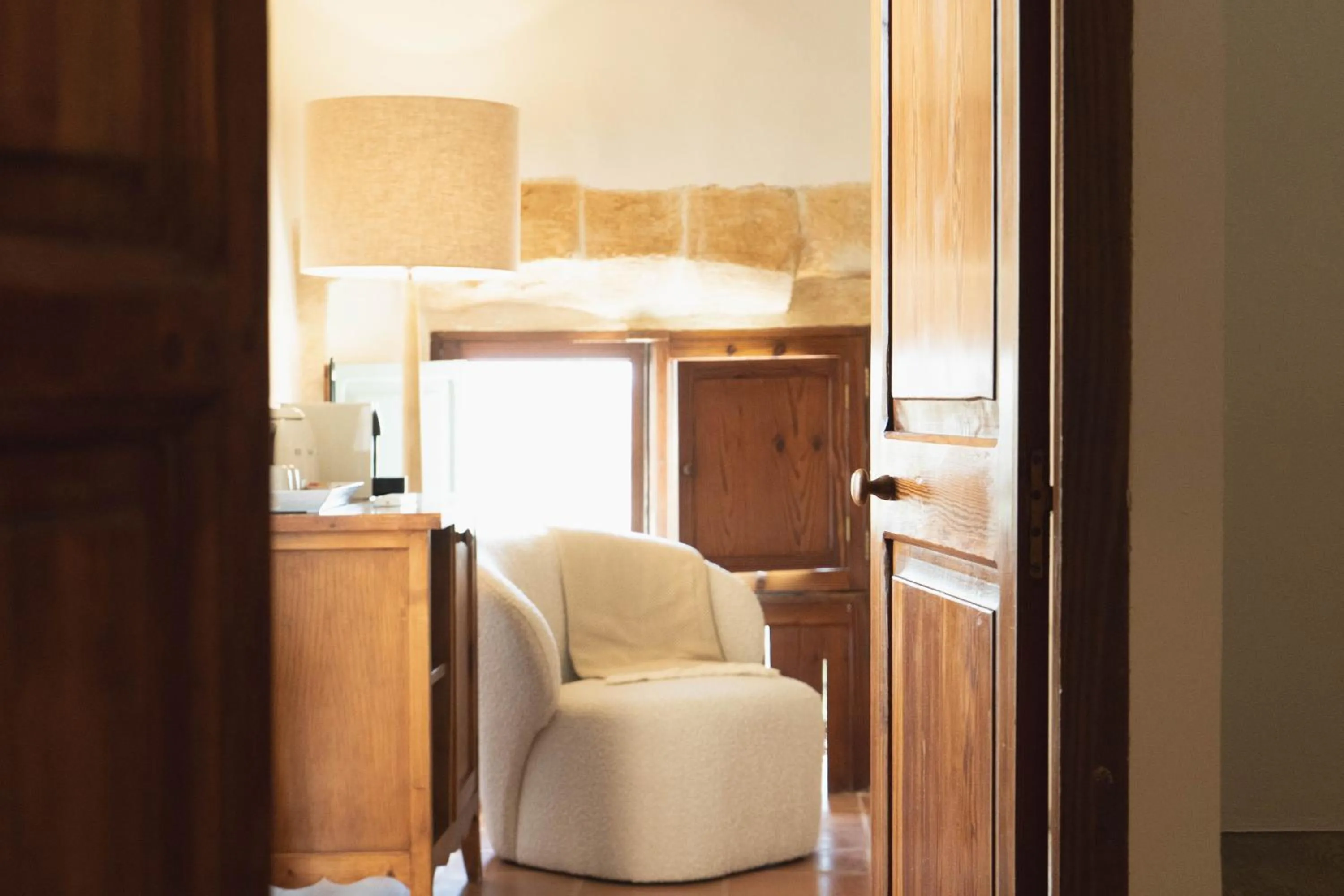 Seating area in Reserva Rotana Golf Resort