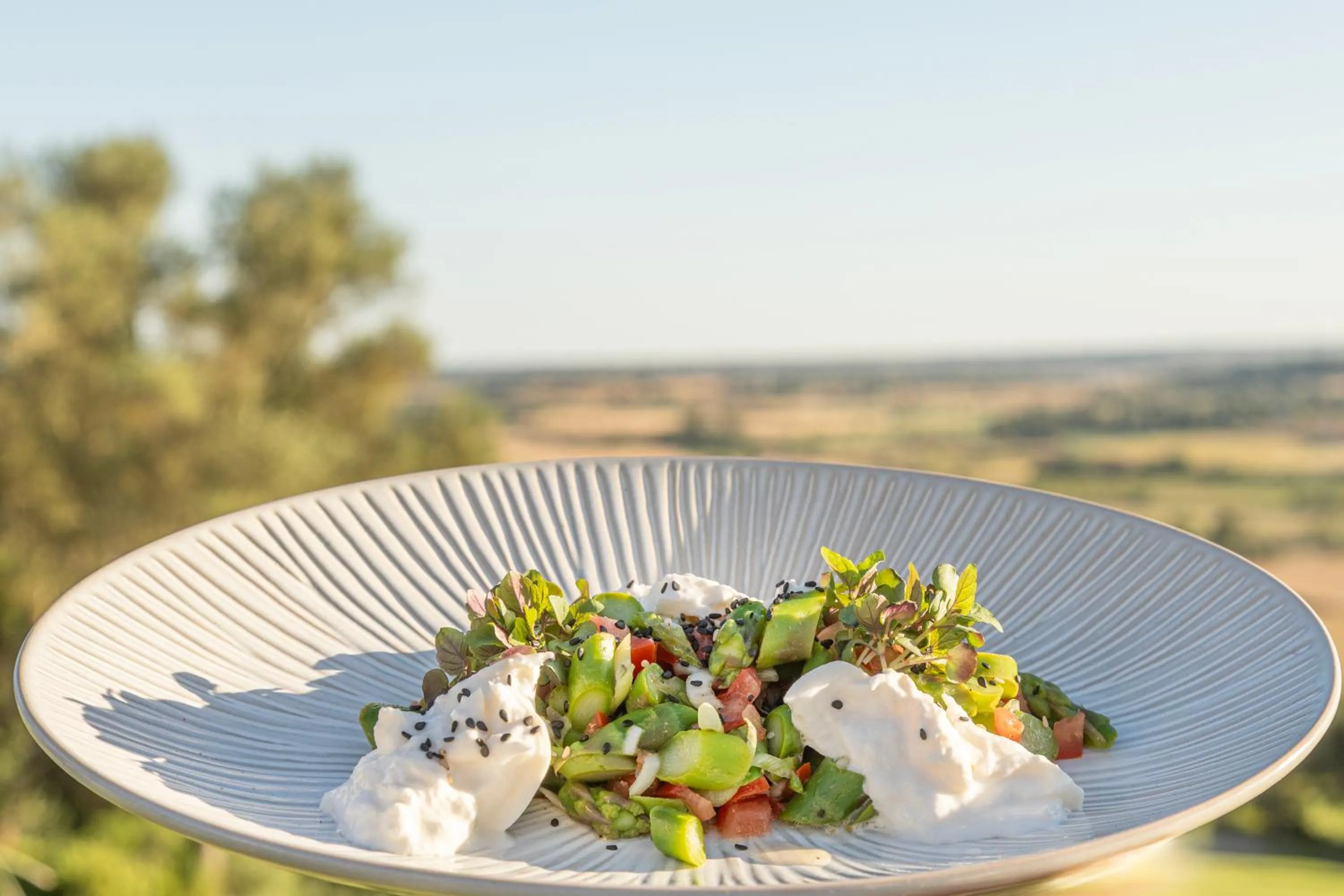 Food in Reserva Rotana Golf Resort