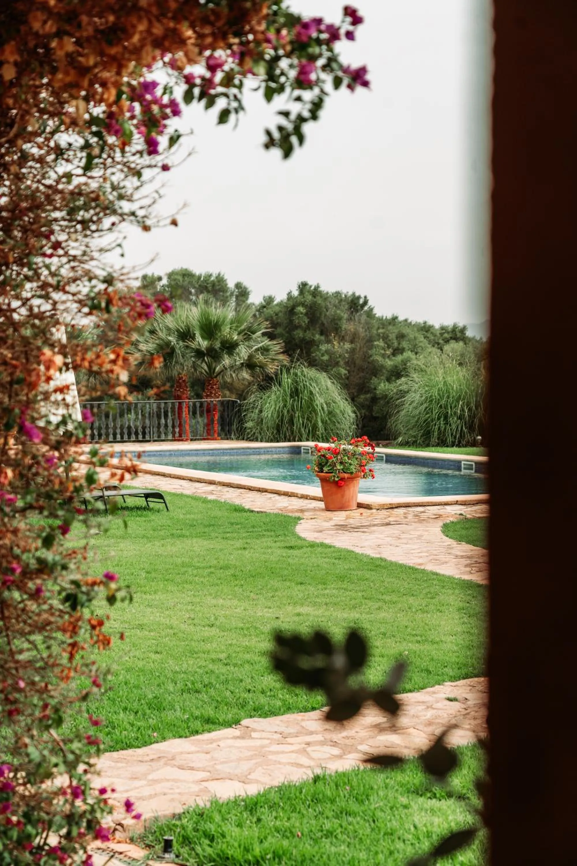 Swimming pool in Reserva Rotana Golf Resort