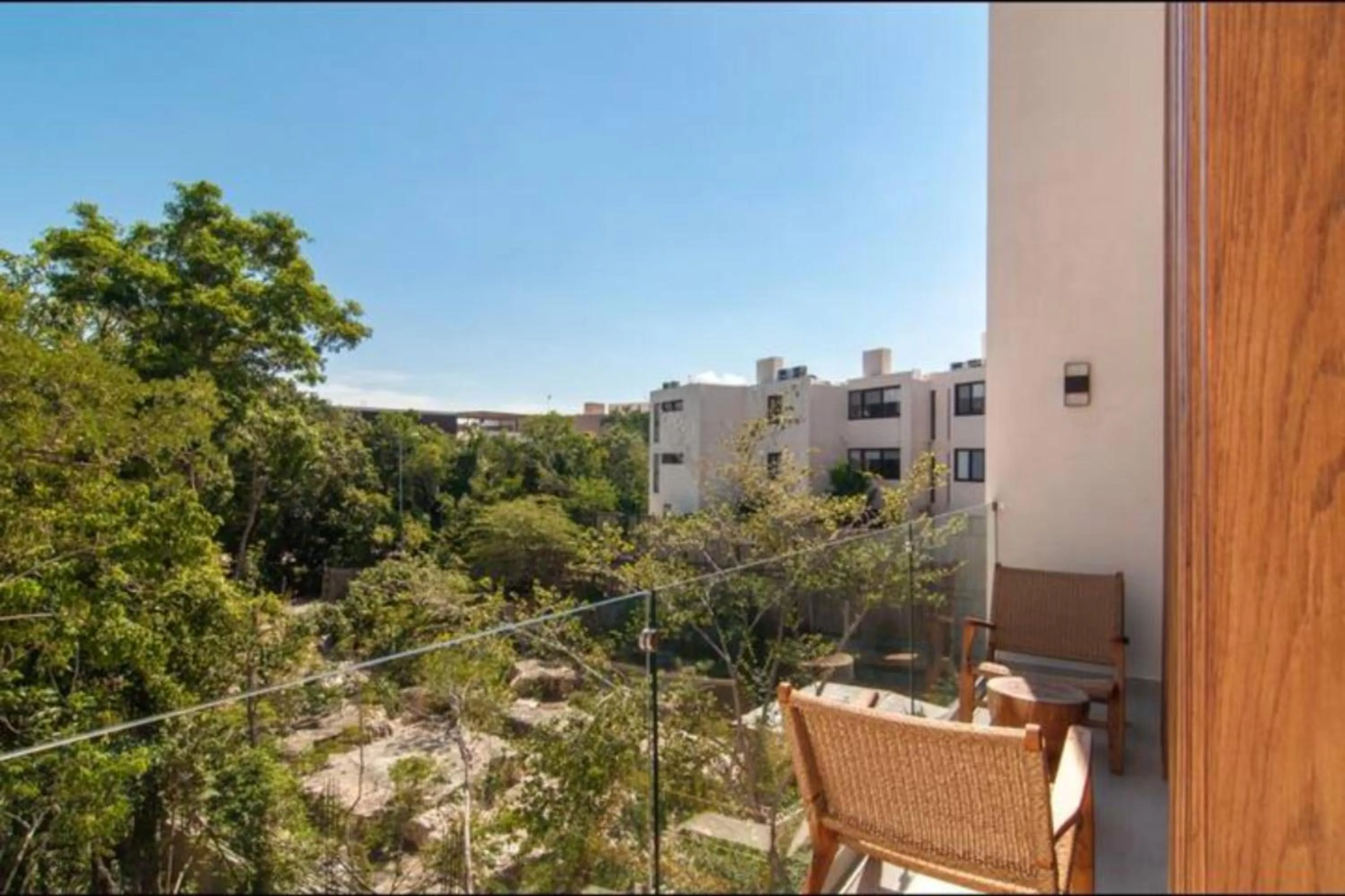 Balcony/Terrace in Spectacular Apartment Quiet Area Pool & Gym PURE 301