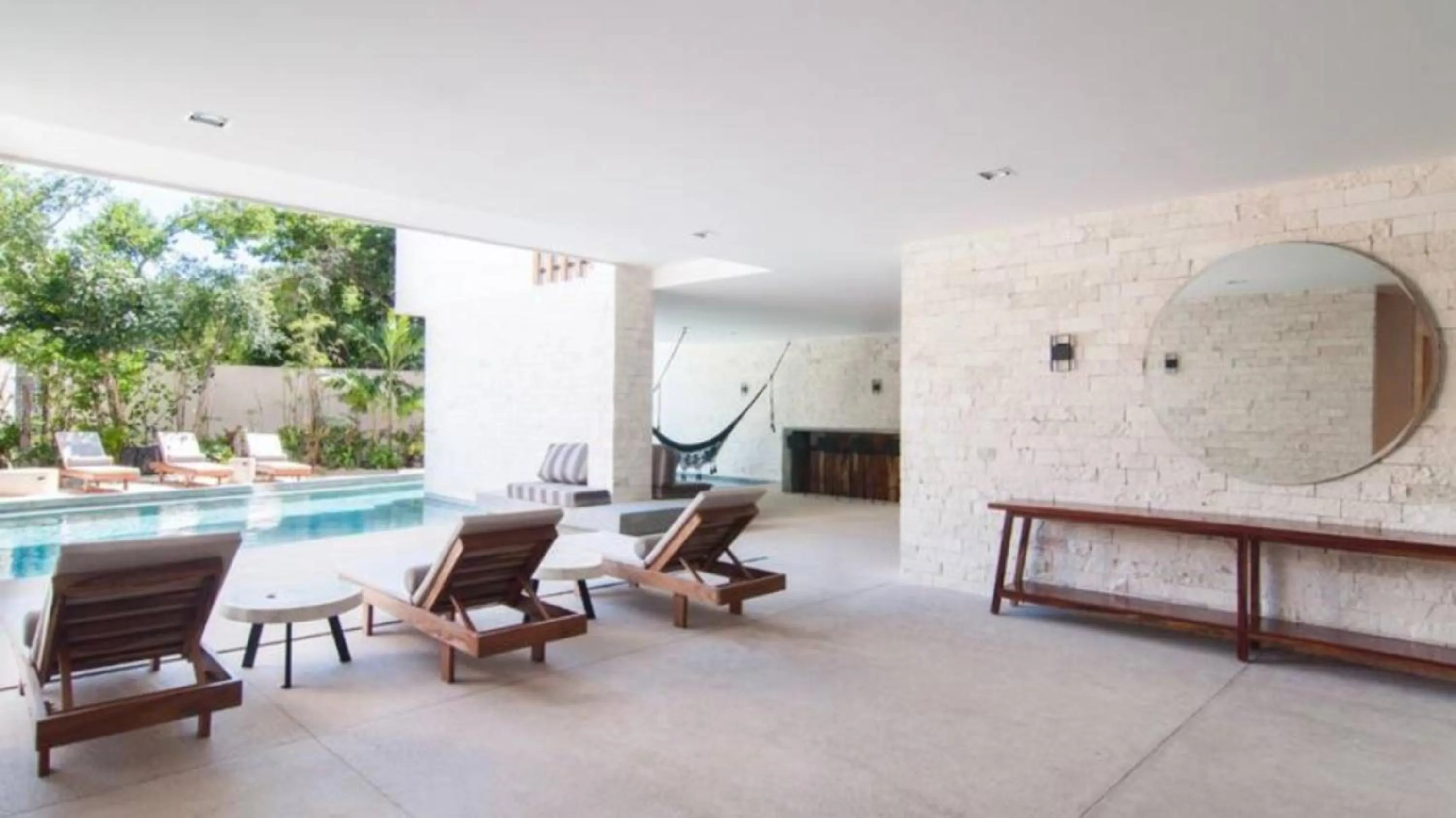 Seating area in Spectacular Apartment Quiet Area Pool & Gym PURE 301