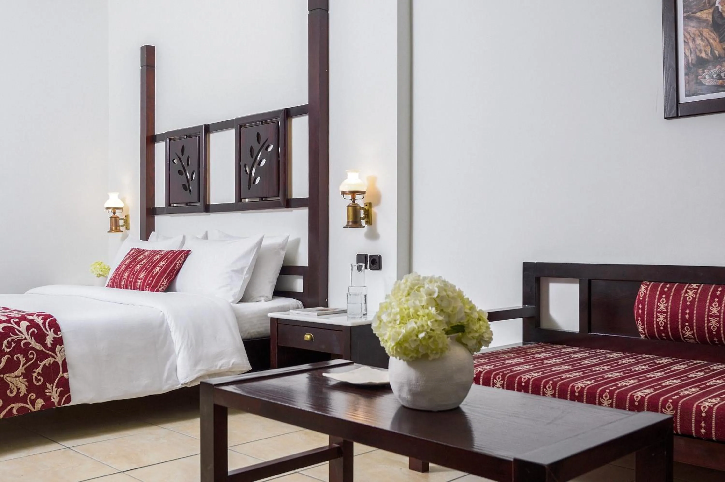 Bed in Simantro Resort