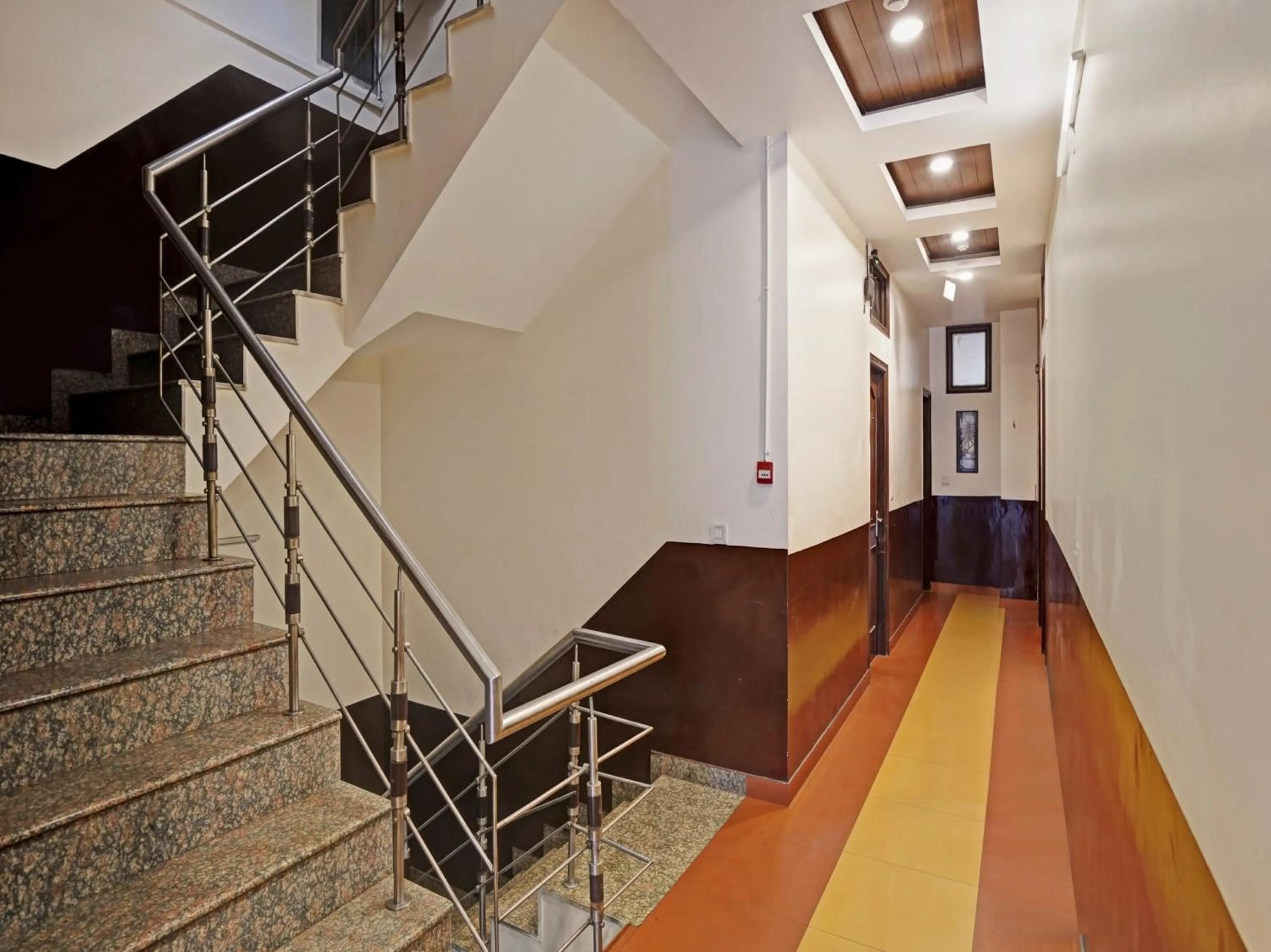 Lobby or reception in Hotel O Grand Stay