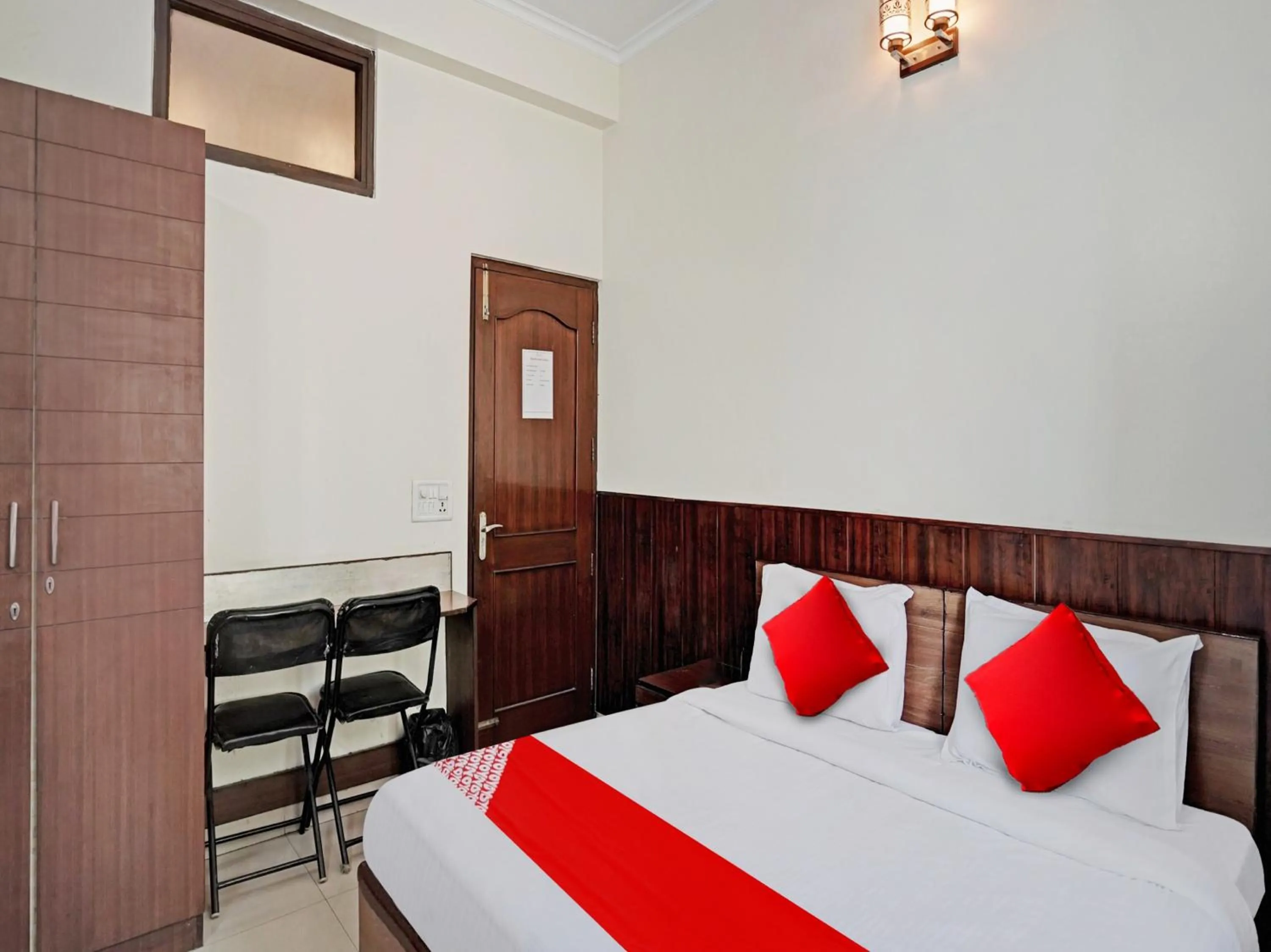 Bedroom in Hotel O Grand Stay