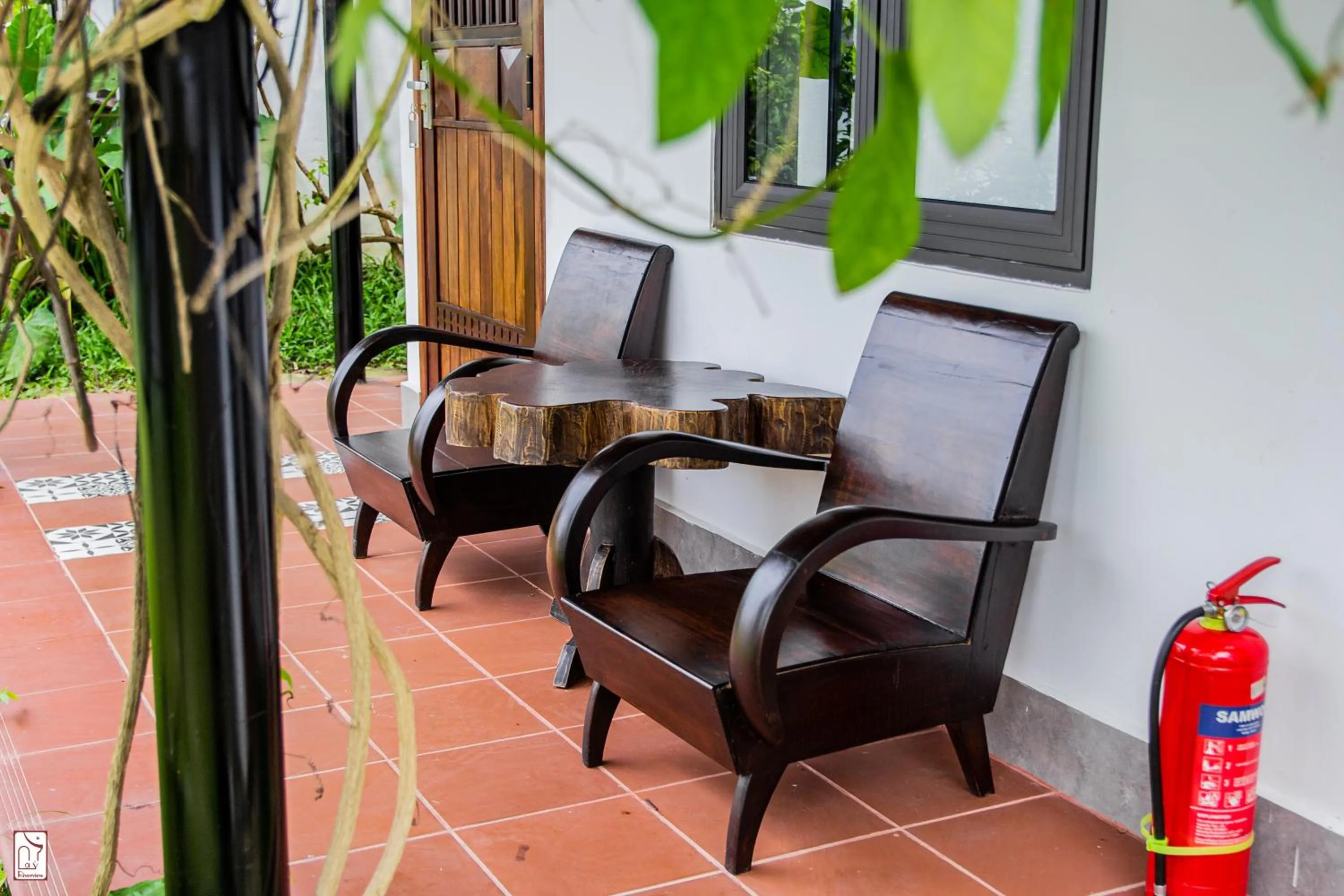 Patio in La Y Riverview