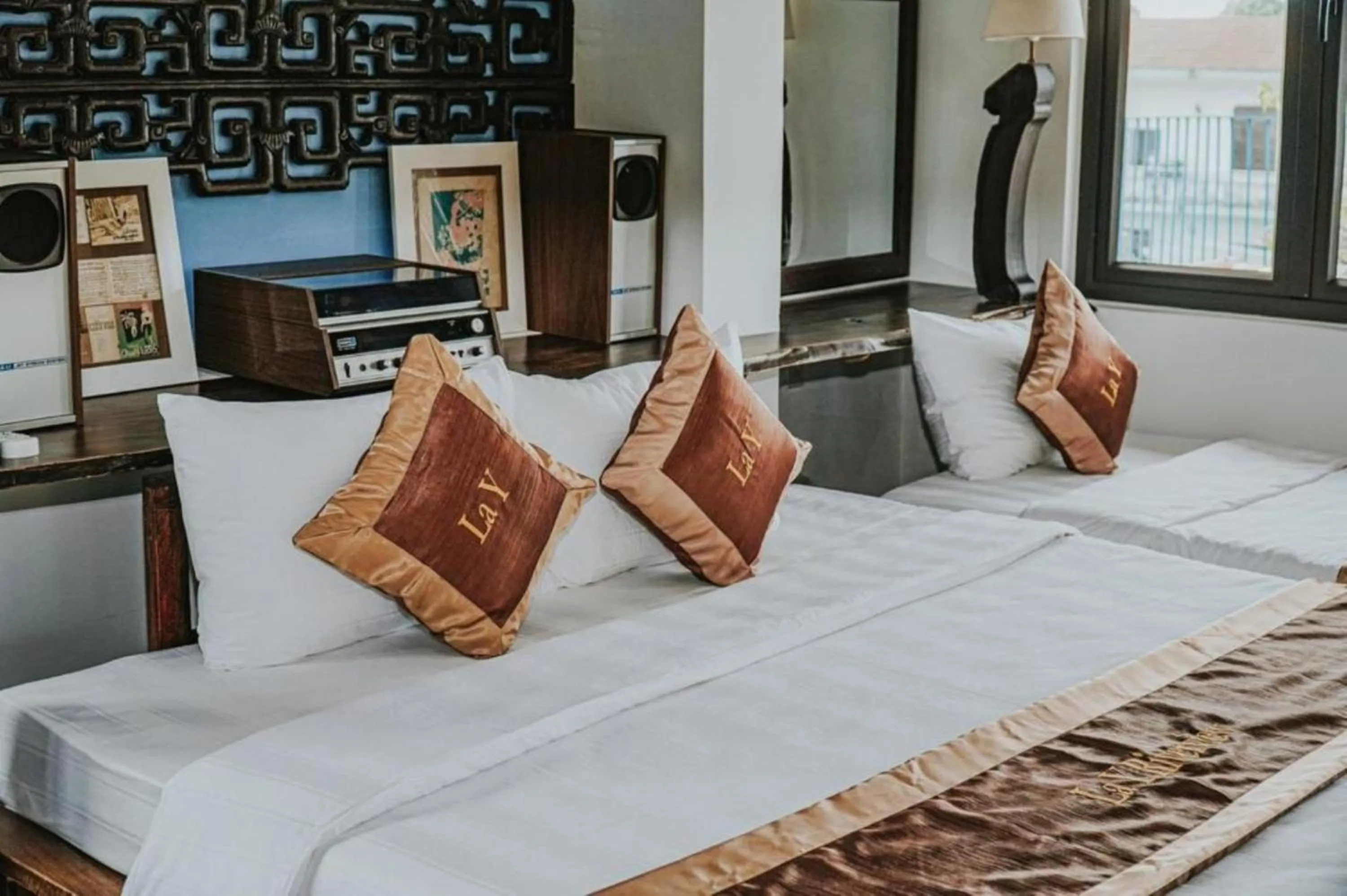 Photo of the whole room, Bed in La Y Riverview