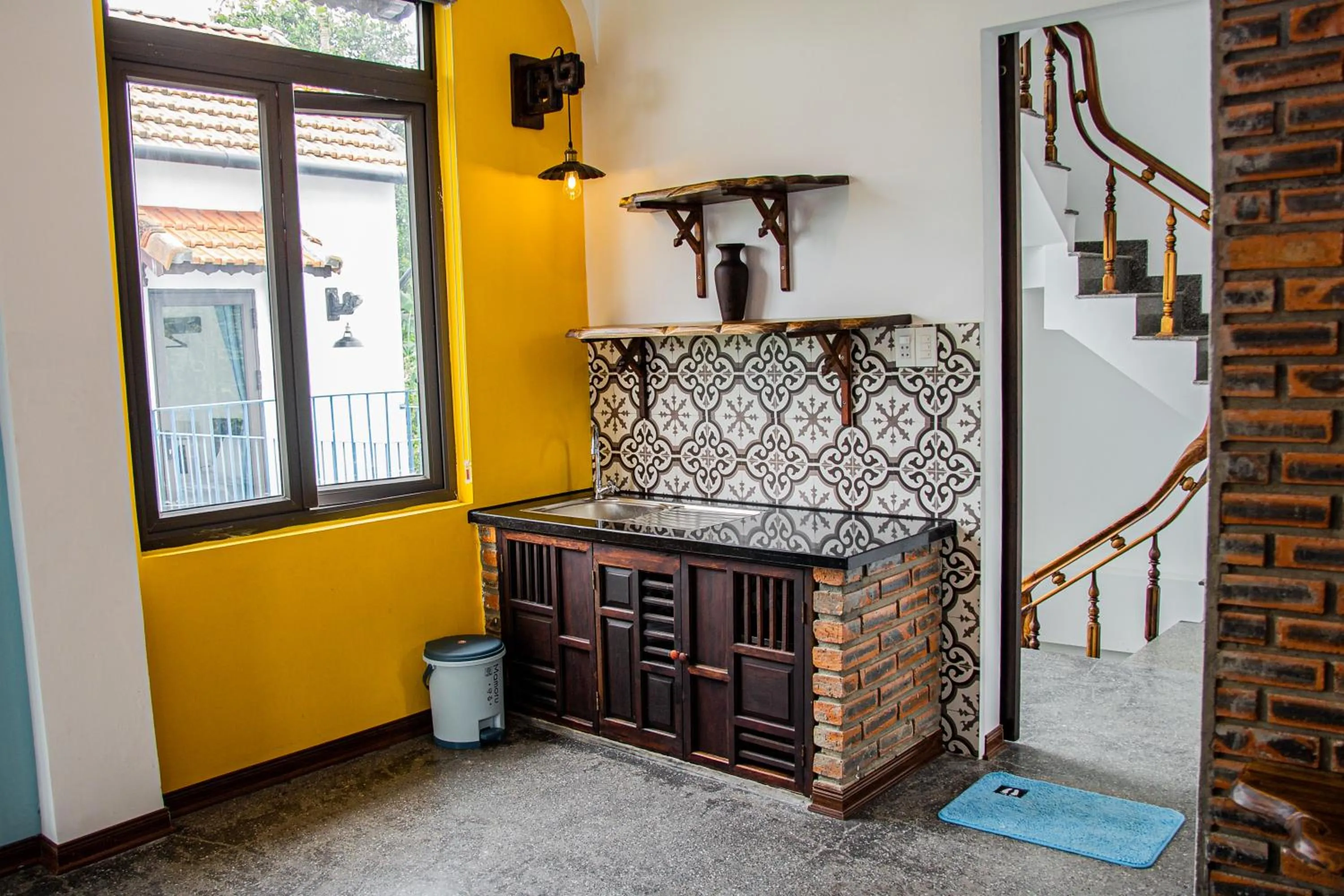 Coffee/tea facilities in La Y Riverview