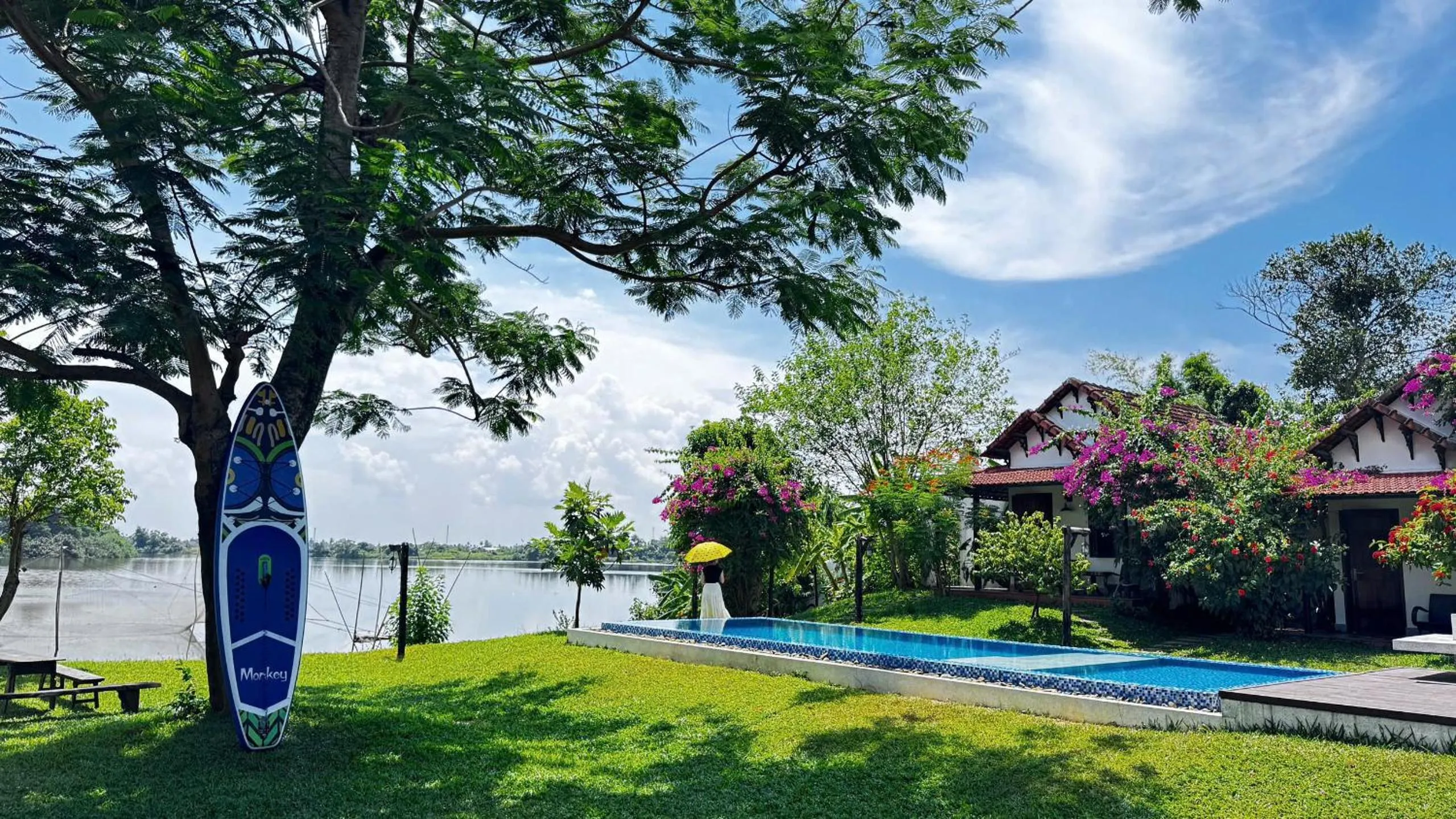 Day in La Y Riverview