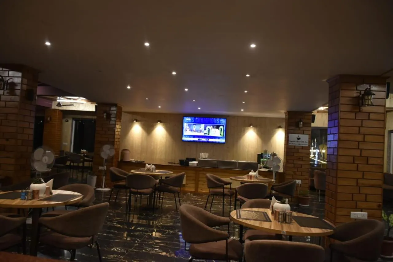 Restaurant/places to eat in The Aesthetic Hotel & Restaurant