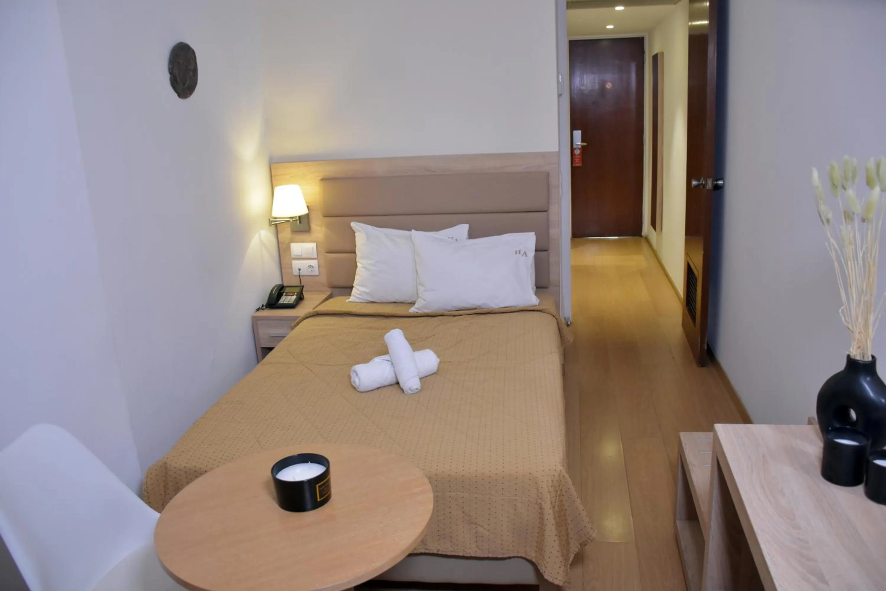 Bed in Arethusa Hotel Athens