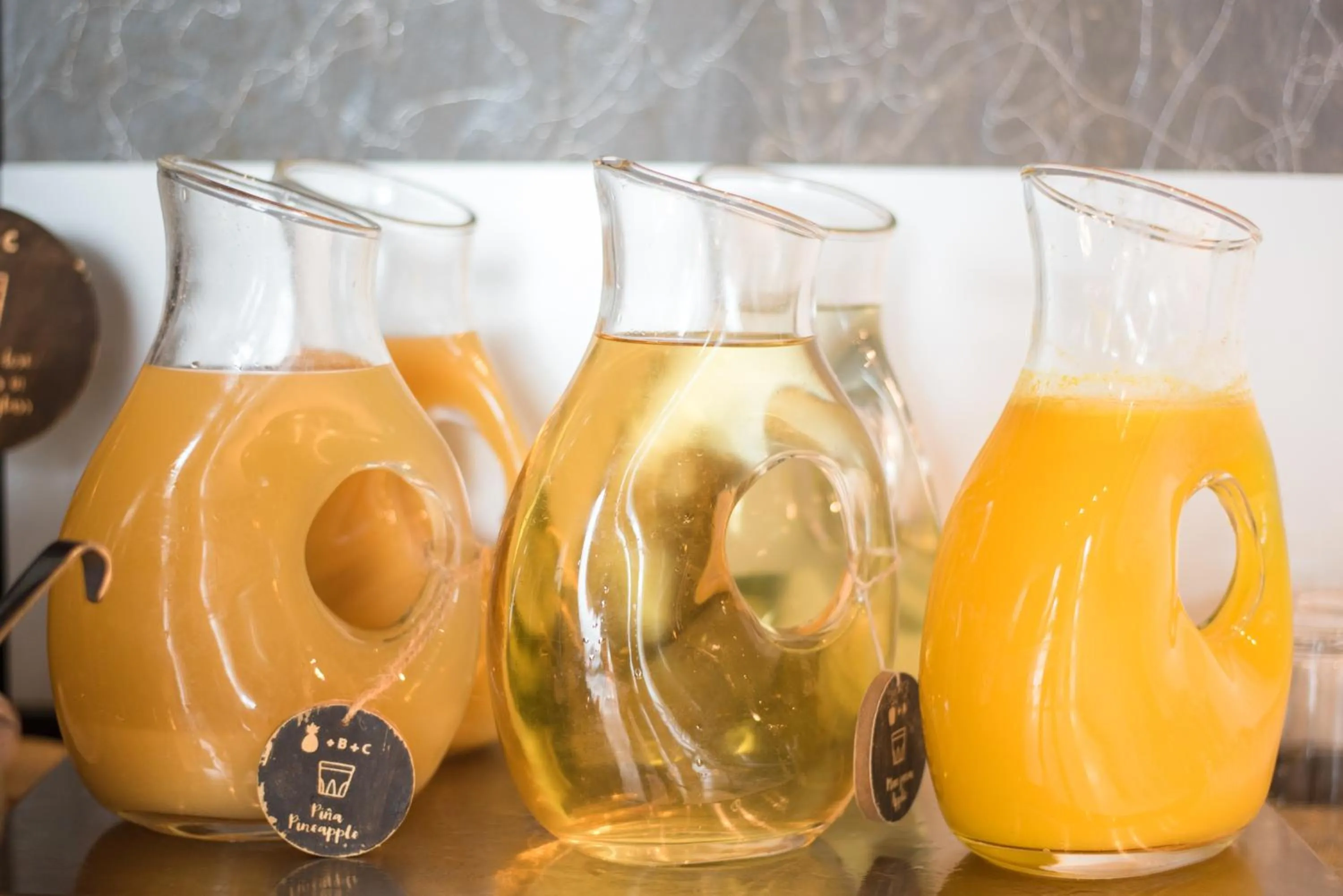 Breakfast in Petit Palace Tamarises