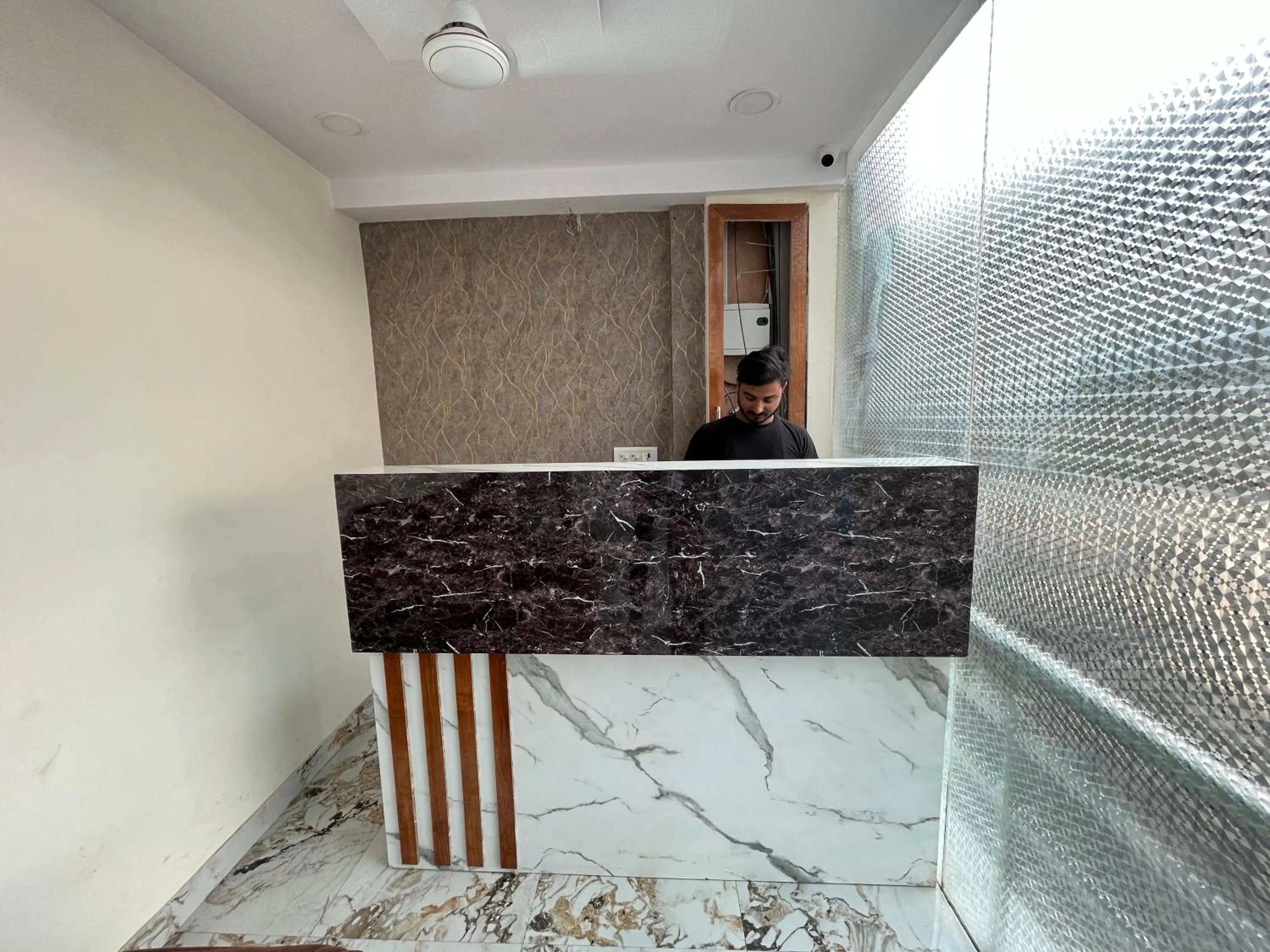 Lobby or reception in Hotel Delmond Prime- Near NESCO