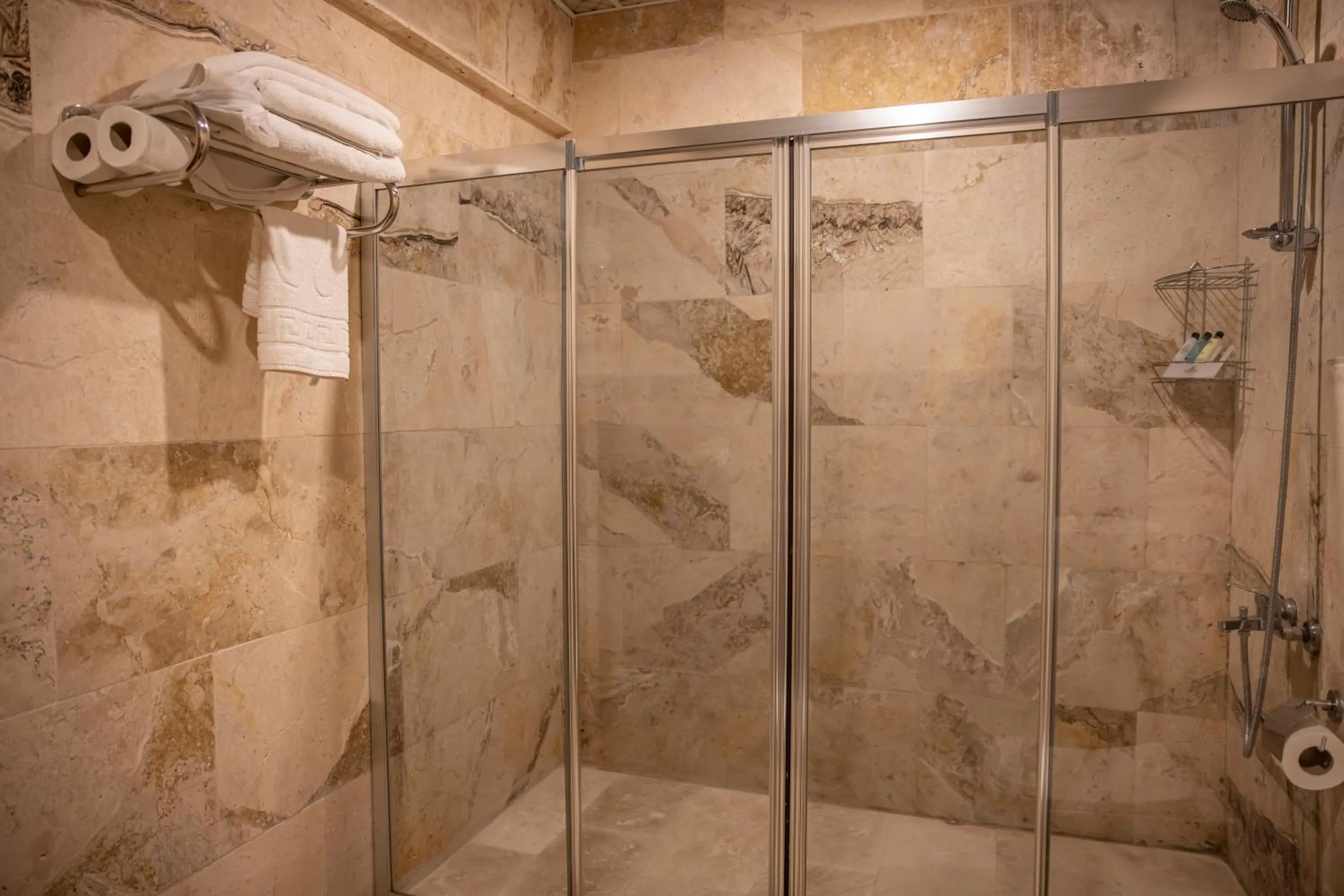 Shower in Garden Suites Hotel Cappadocia
