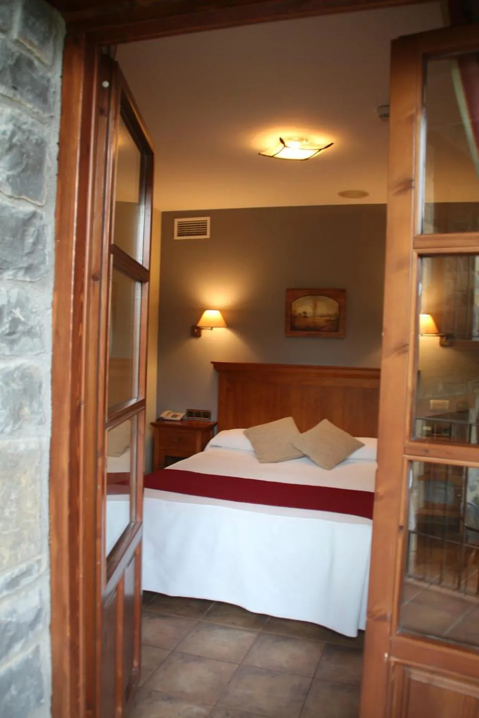 Bed in Hotel & SPA Peña Montañesa