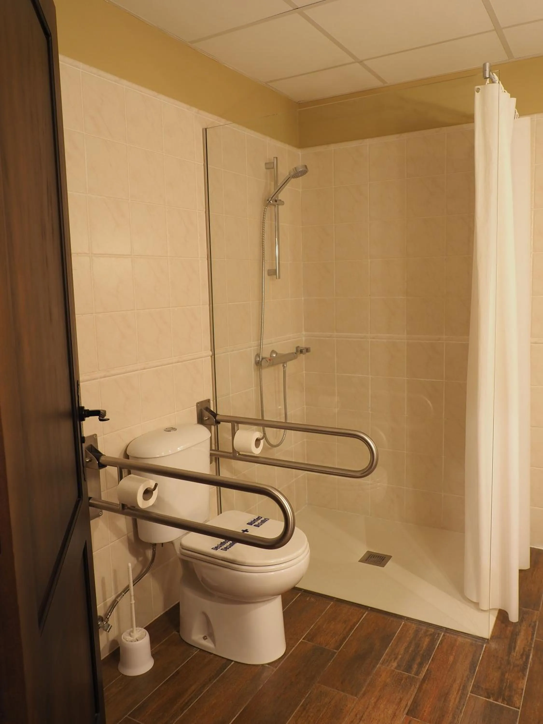 Bathroom in Hotel & SPA Peña Montañesa